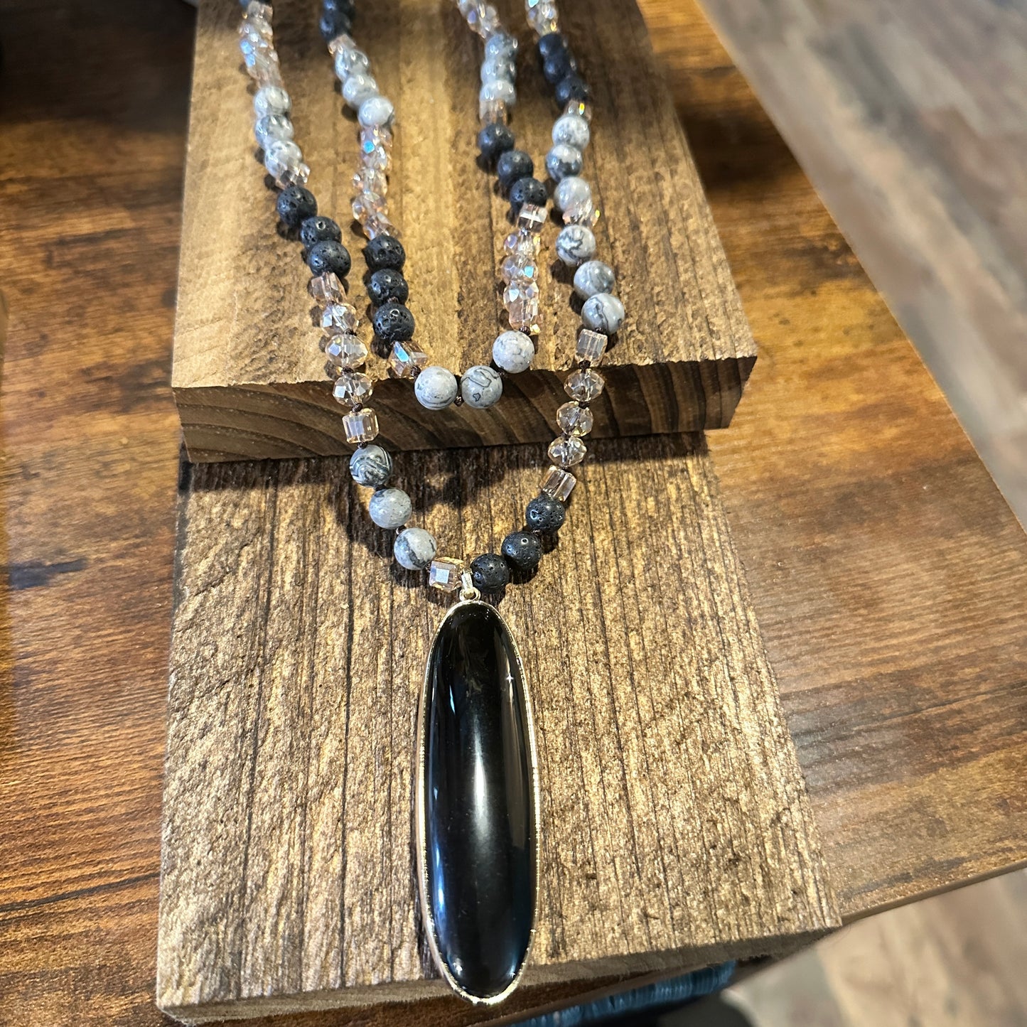 Bohemian Vintage Natural Stone and Glass Beaded Knot Necklace, Black Elongated Agate Pendant, Gift Box - Silver Elegant
