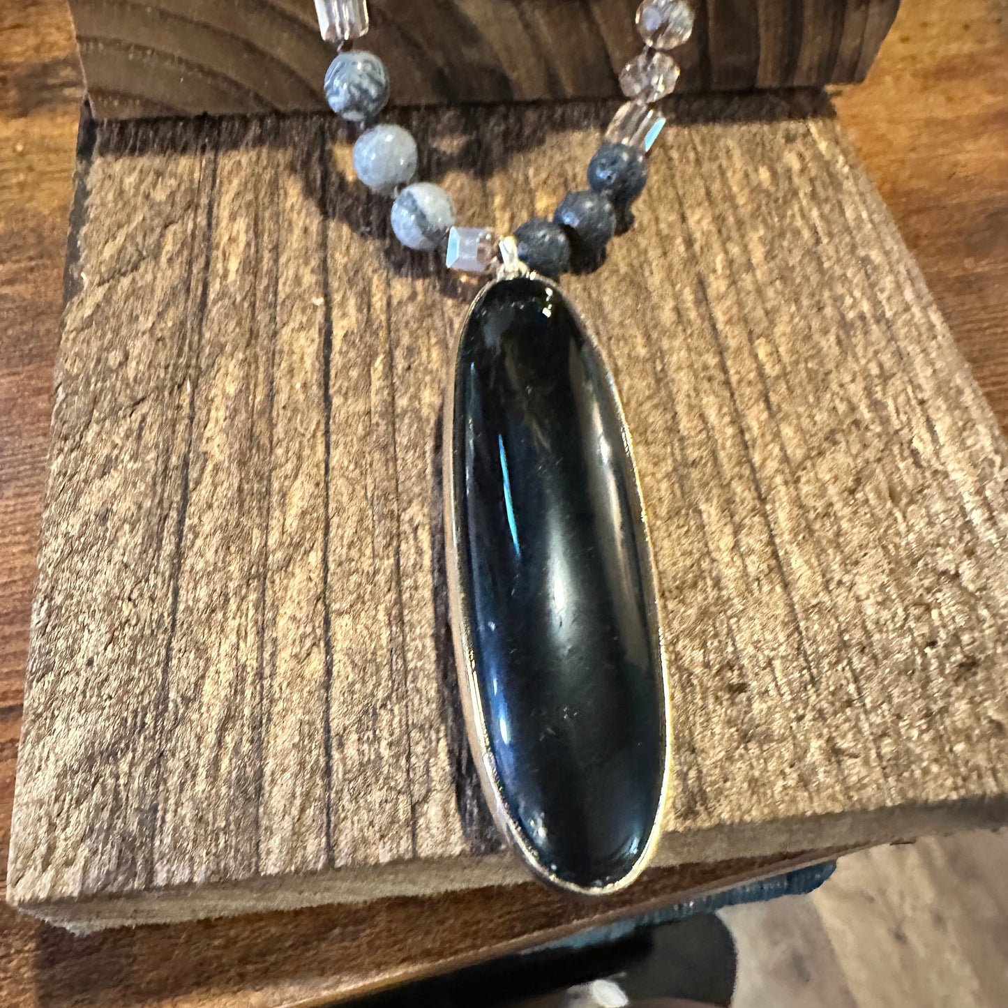 Bohemian Vintage Natural Stone and Glass Beaded Knot Necklace, Black Elongated Agate Pendant, Gift Box - Silver Elegant