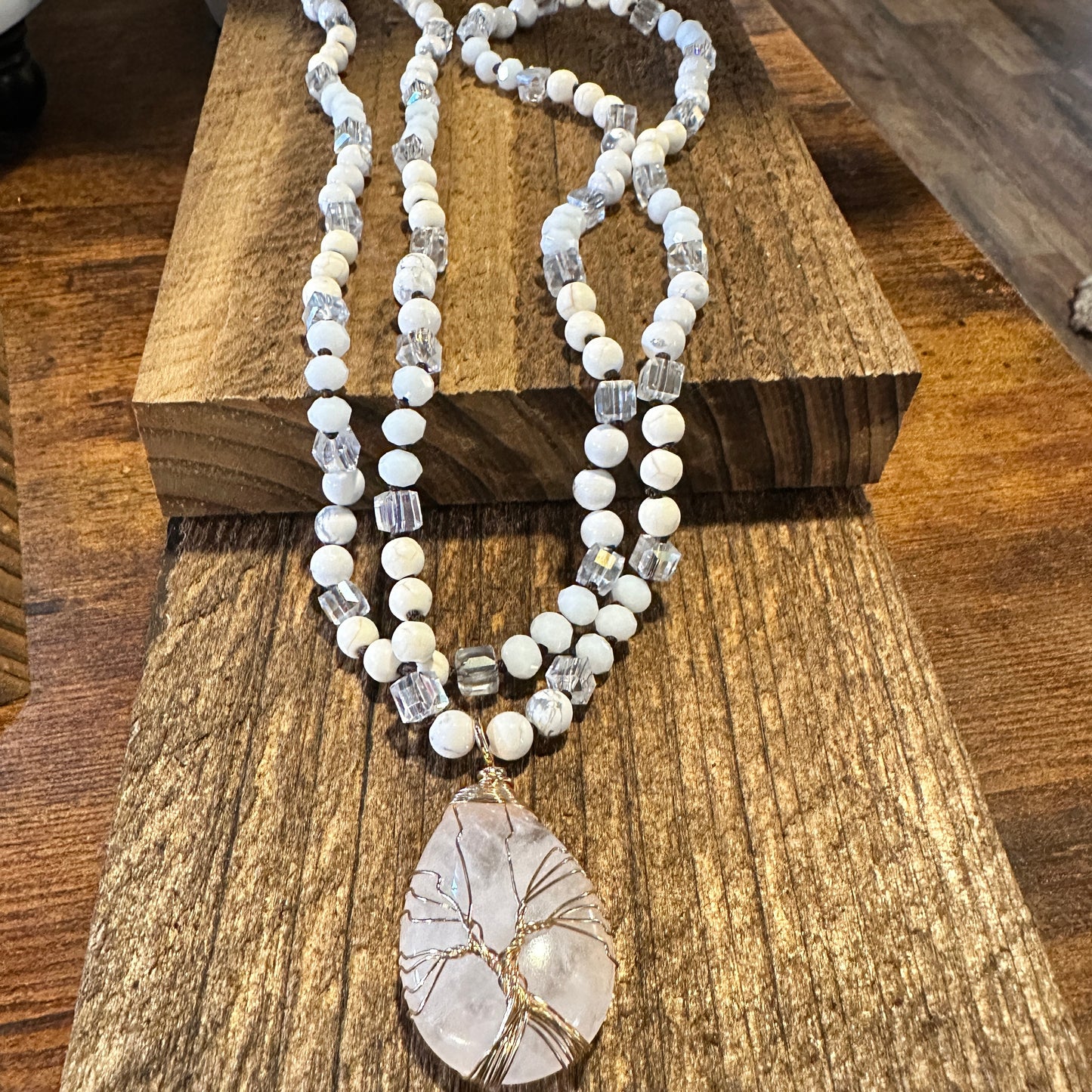 Bohemian Natural Stone Beads Pendant Necklace , Family Tree Pendant, Gift Box - Silver Elegant