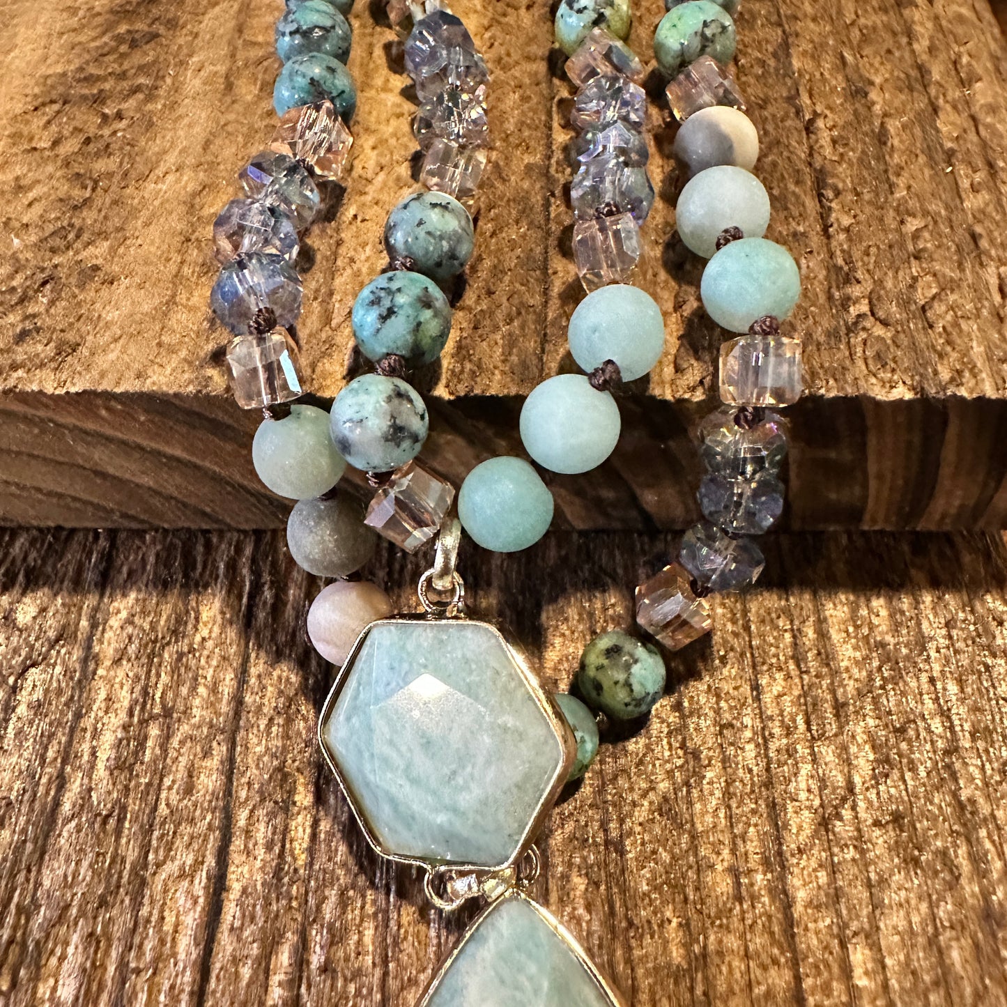This bohemian Natural Stone Beads Pendant Necklace features a family tree pendant and natural bead design. It is lightweight and elegant, perfect for gifting. - Silver Elegant