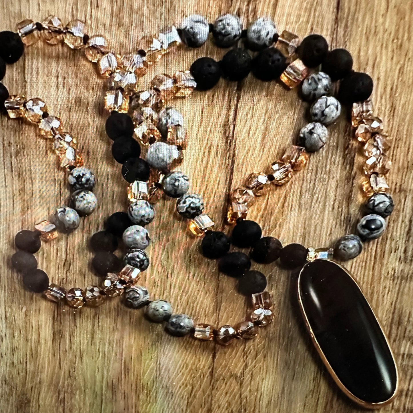 Bohemian Vintage Natural Stone and Glass Beaded Knot Necklace, Black Elongated Agate Pendant, Gift Box - Silver Elegant
