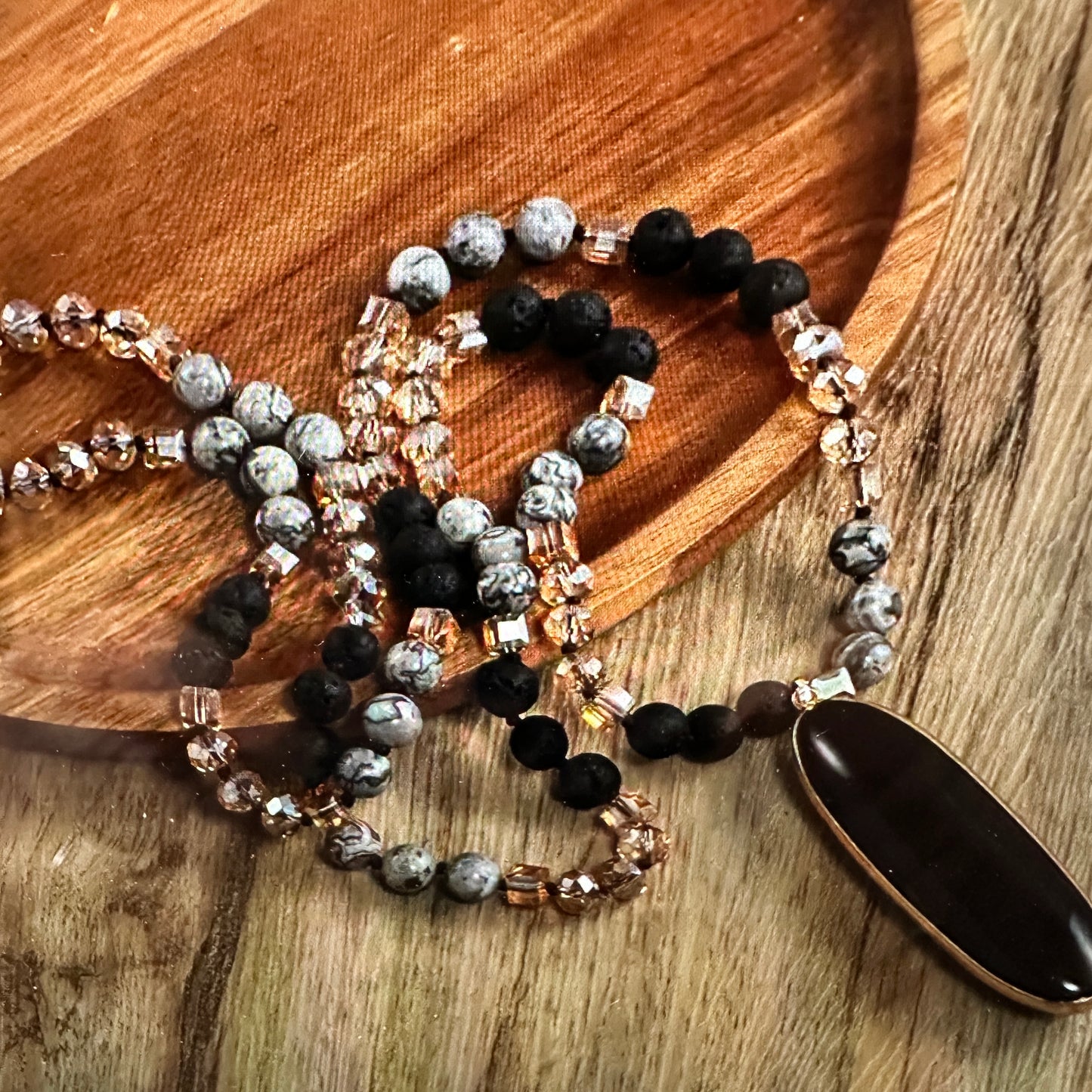 Bohemian Vintage Natural Stone and Glass Beaded Knot Necklace, Black Elongated Agate Pendant, Gift Box - Silver Elegant