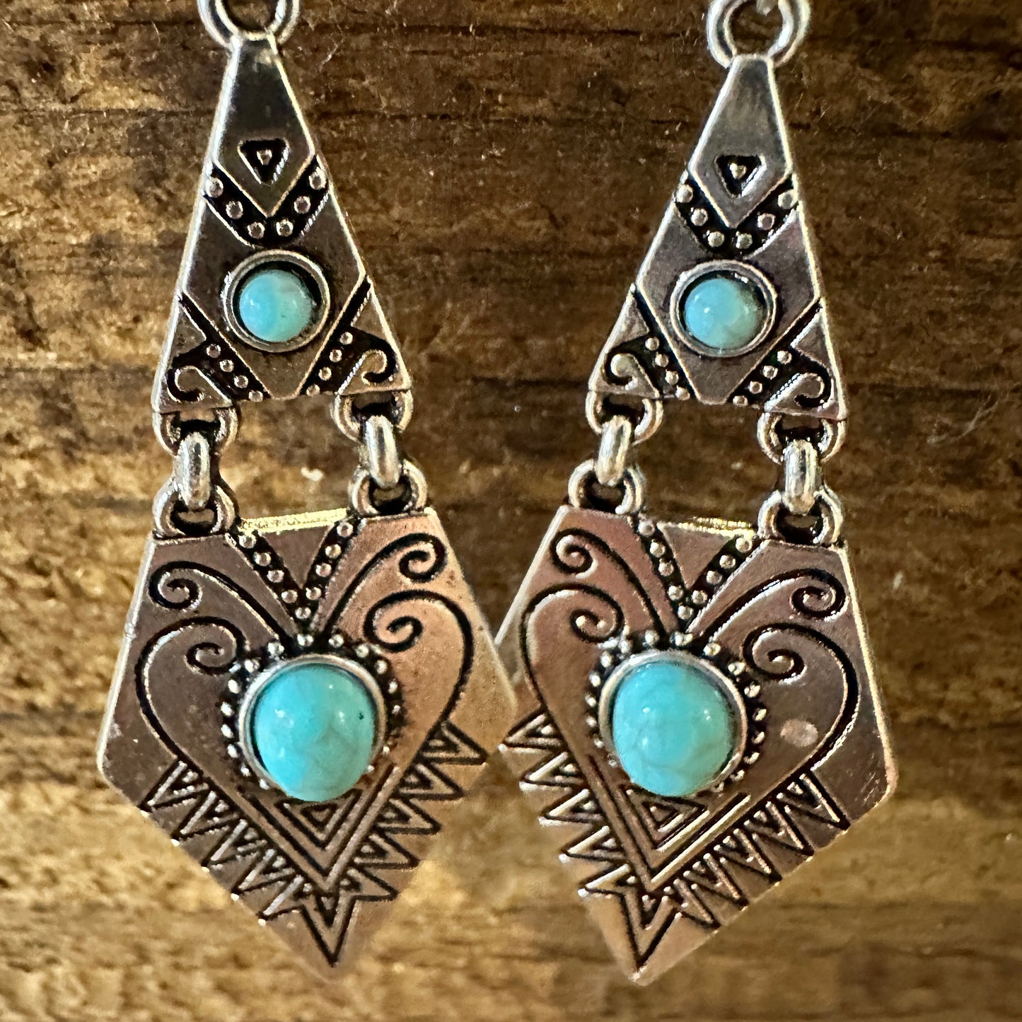Southwestern Boho Vintage Droplet Dangle Earrings, Turquoise Stone, Gift Box - Silver Elegant