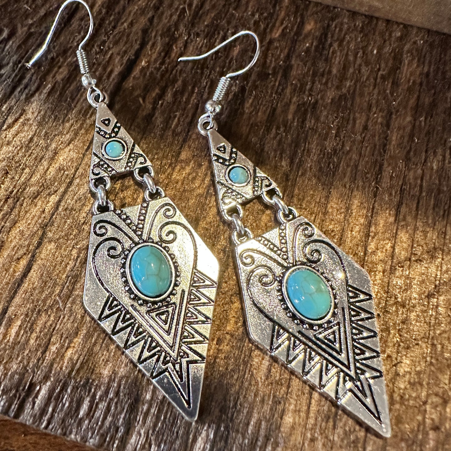 Southwestern Boho Vintage Droplet Dangle Earrings, Turquoise Stone, Gift Box - Silver Elegant