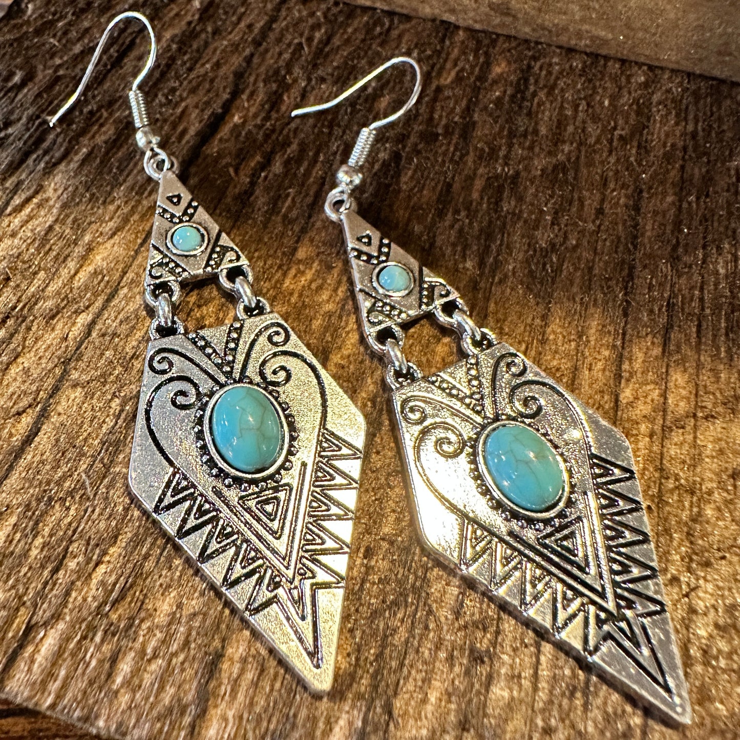 Southwestern Boho Vintage Droplet Dangle Earrings, Turquoise Stone, Gift Box - Silver Elegant