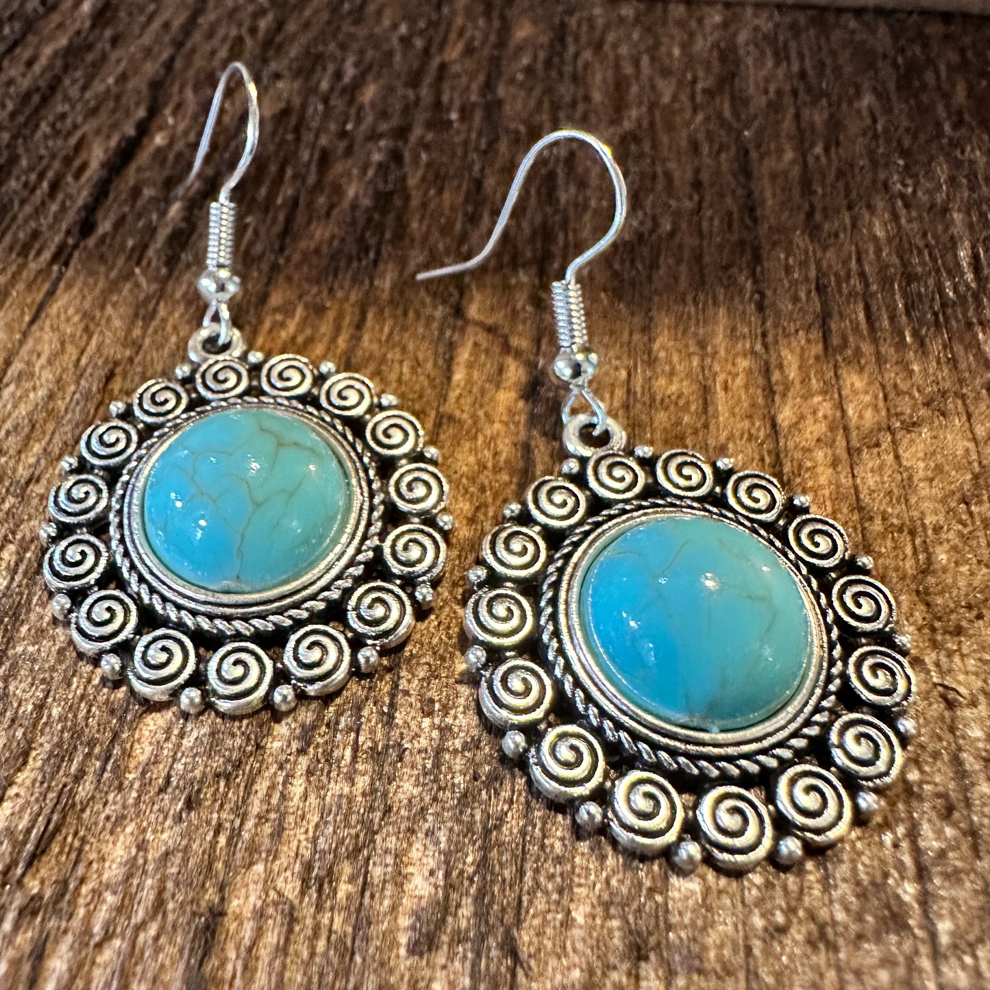 Boho Hippie Vintage Round Lace Dangle Wire Earrings, Turquoise Stone, Gift Box - Silver Elegant