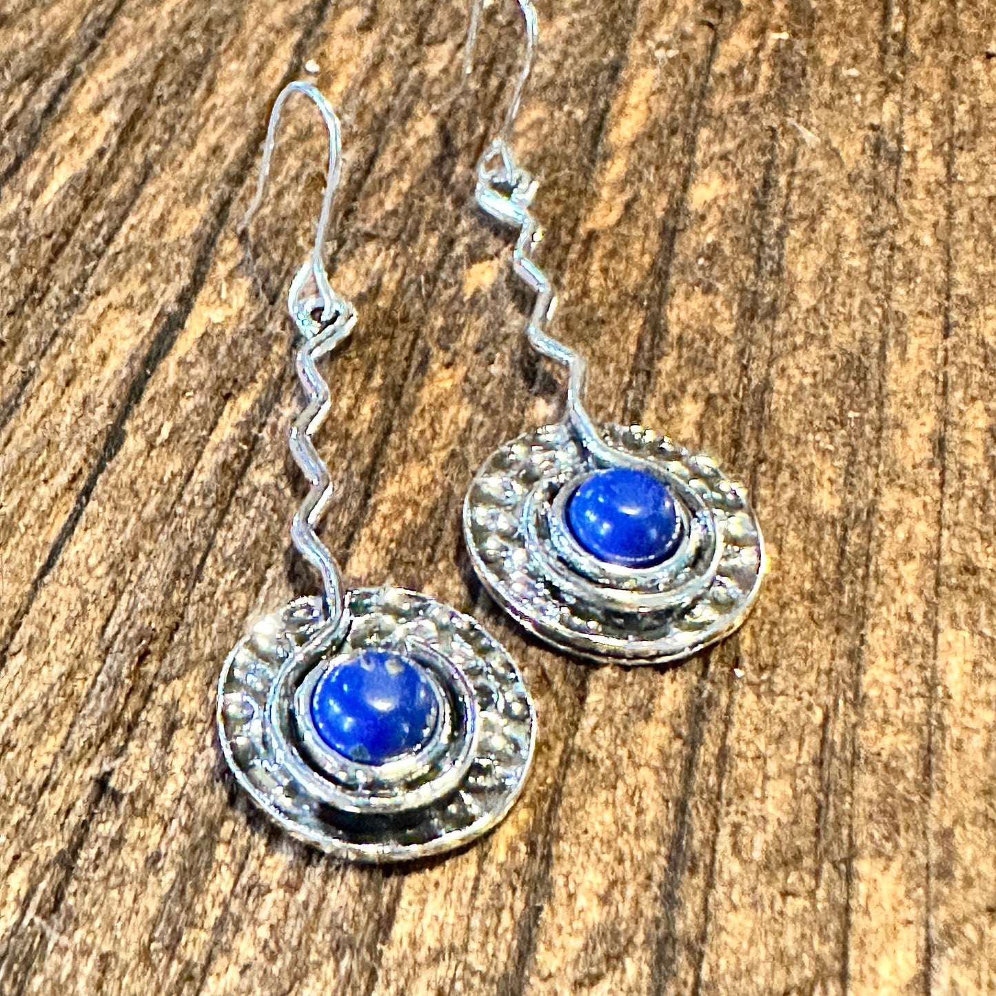 Boho Native American Navajo Dangle Wire Earrings, Turquoise Stone, Gift Box - Silver Elegant