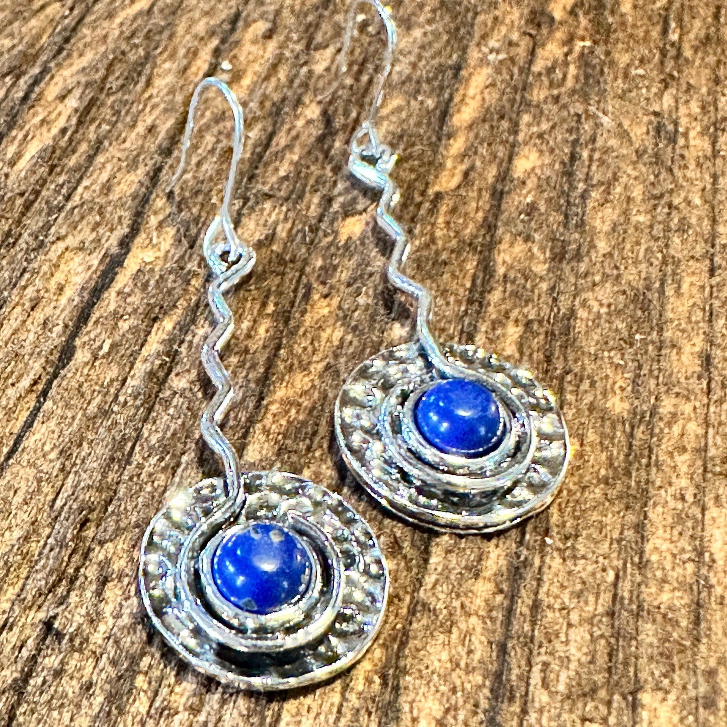 Boho Native American Navajo Dangle Wire Earrings, Turquoise Stone, Gift Box - Silver Elegant
