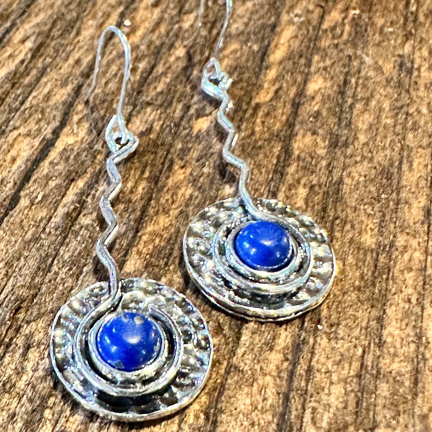 Boho Native American Navajo Dangle Wire Earrings, Turquoise Stone, Gift Box - Silver Elegant