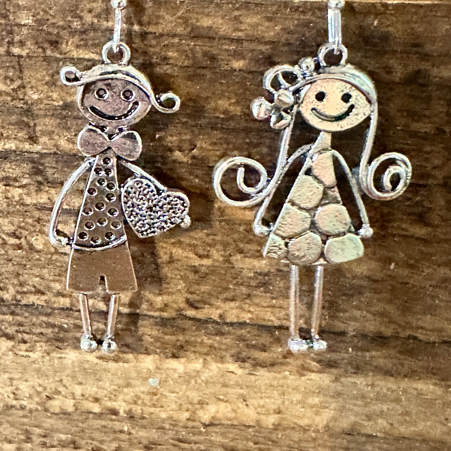 Boho Native American Navajo Dangle Wire Earrings, Boy & Girl, Gift Box - Silver Elegant