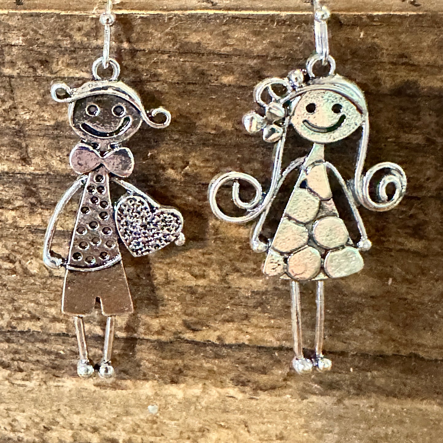Boho Native American Navajo Dangle Wire Earrings, Boy & Girl, Gift Box - Silver Elegant