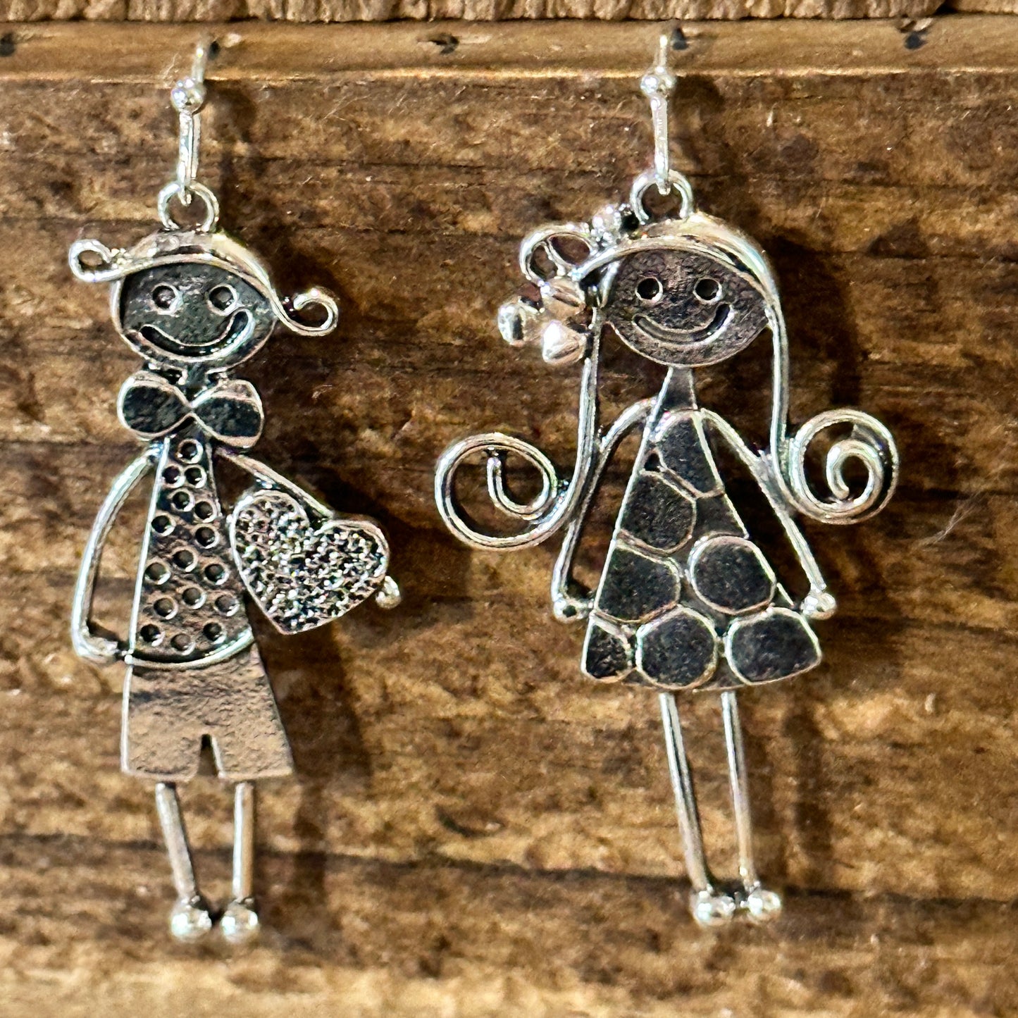 Boho Native American Navajo Dangle Wire Earrings, Boy & Girl, Gift Box - Silver Elegant