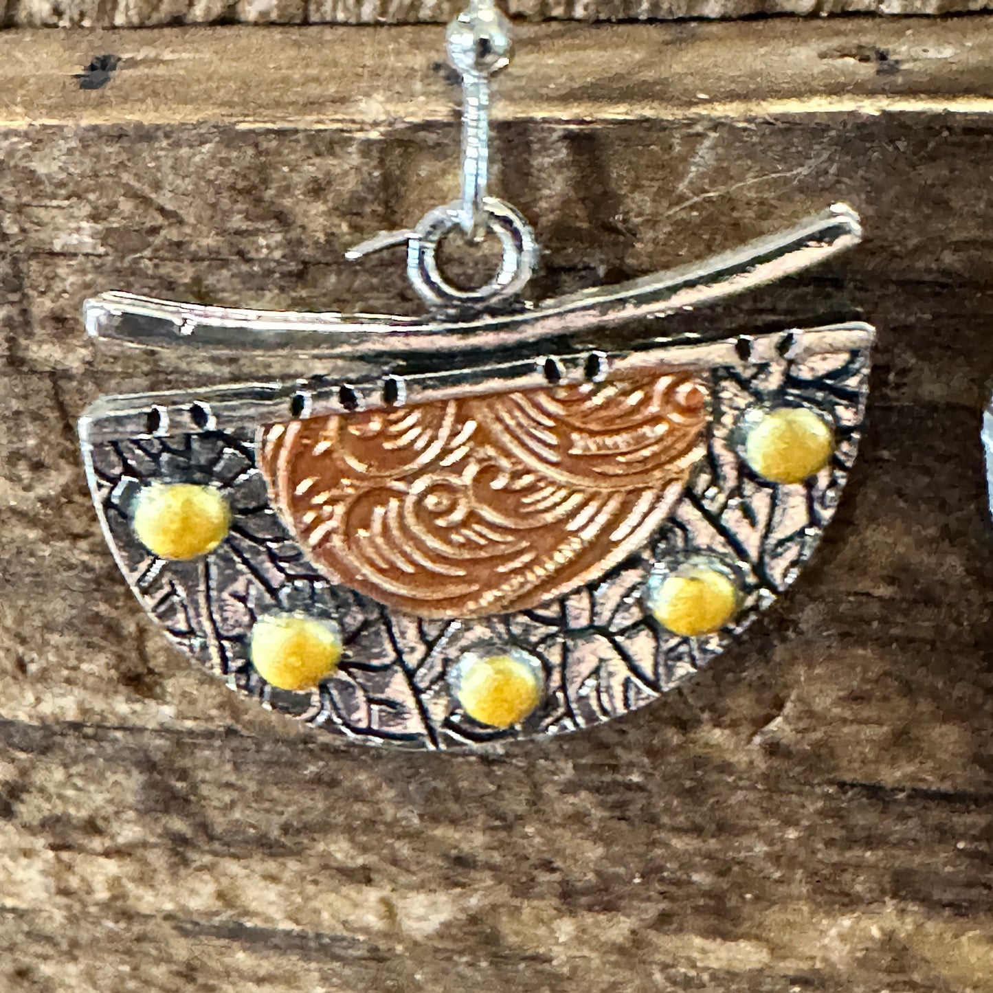 Handcrafted Bohemian Chic Copper Dangle Earring, Retro Ethnic Style , Gift Box - Silver Elegant