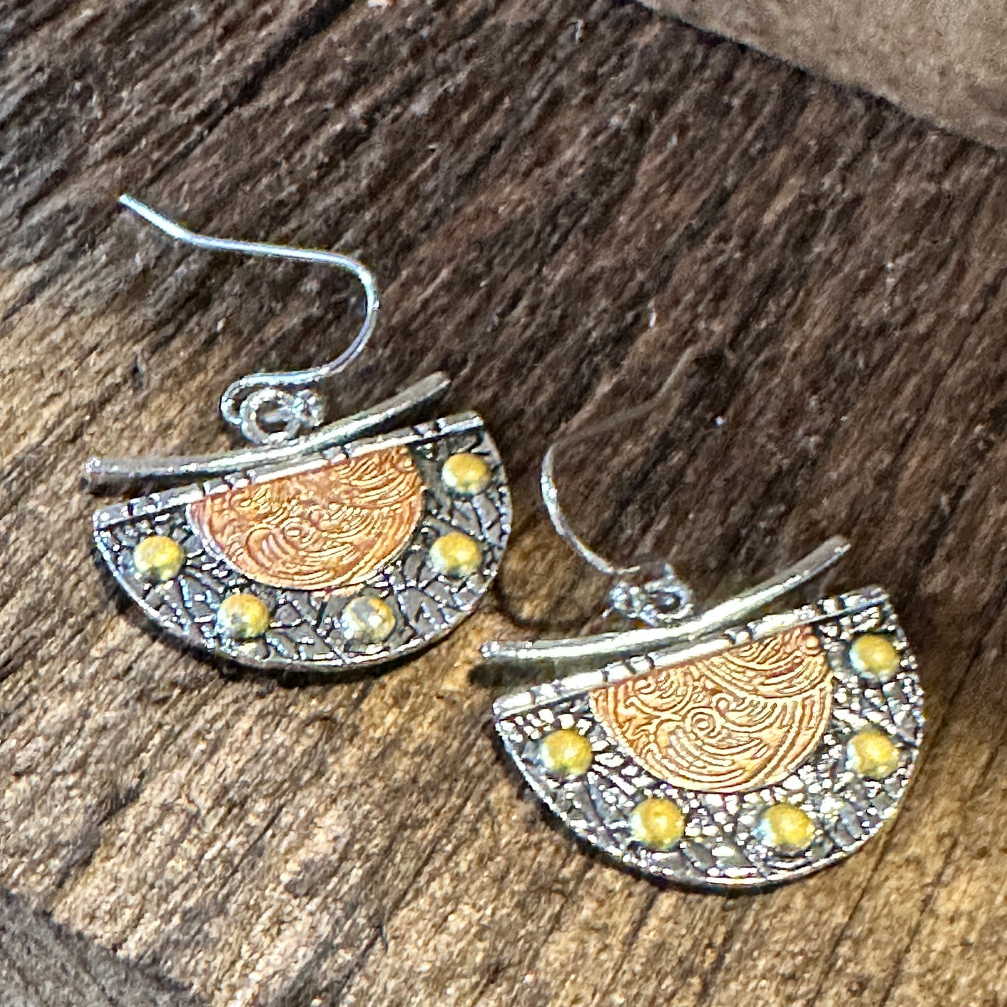 Handcrafted Bohemian Chic Copper Dangle Earring, Retro Ethnic Style , Gift Box - Silver Elegant