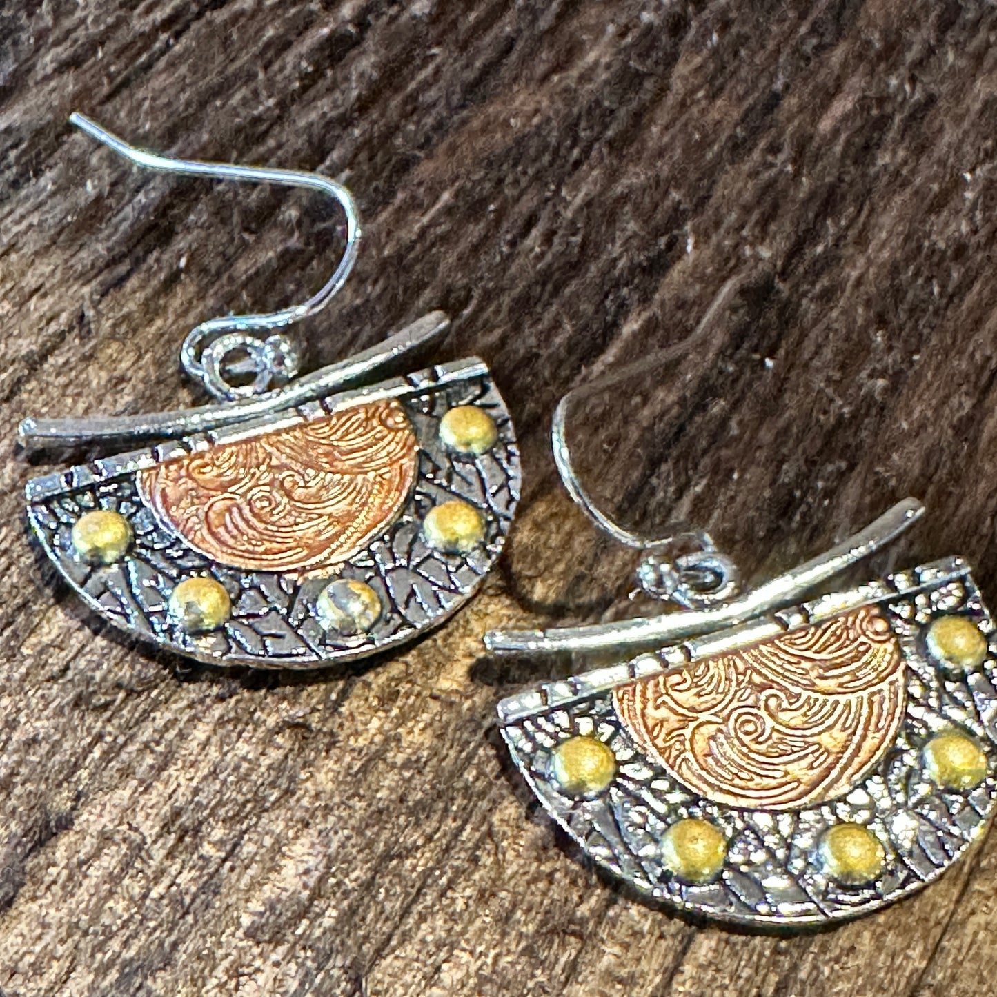 Handcrafted Bohemian Chic Copper Dangle Earring, Retro Ethnic Style , Gift Box - Silver Elegant