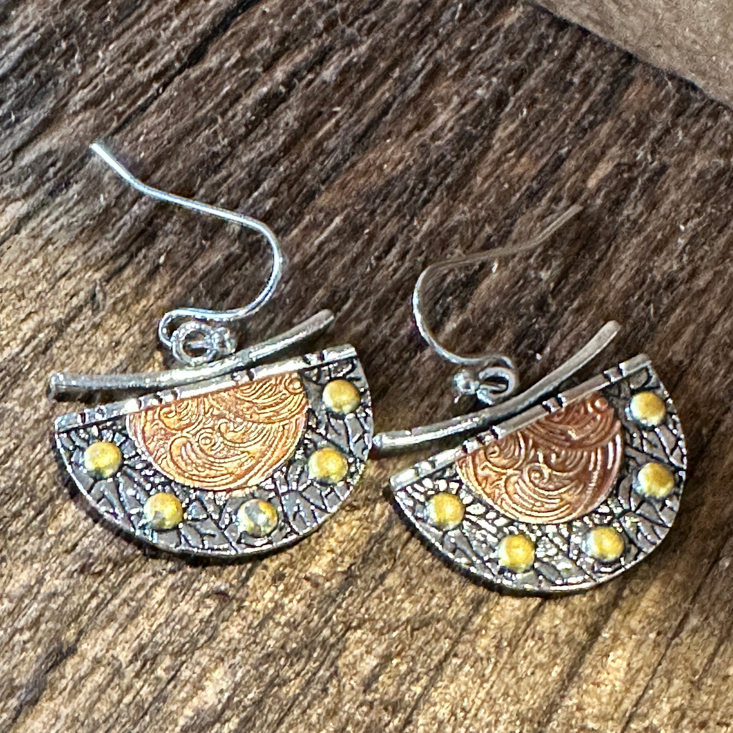 Handcrafted Bohemian Chic Copper Dangle Earring, Retro Ethnic Style , Gift Box - Silver Elegant