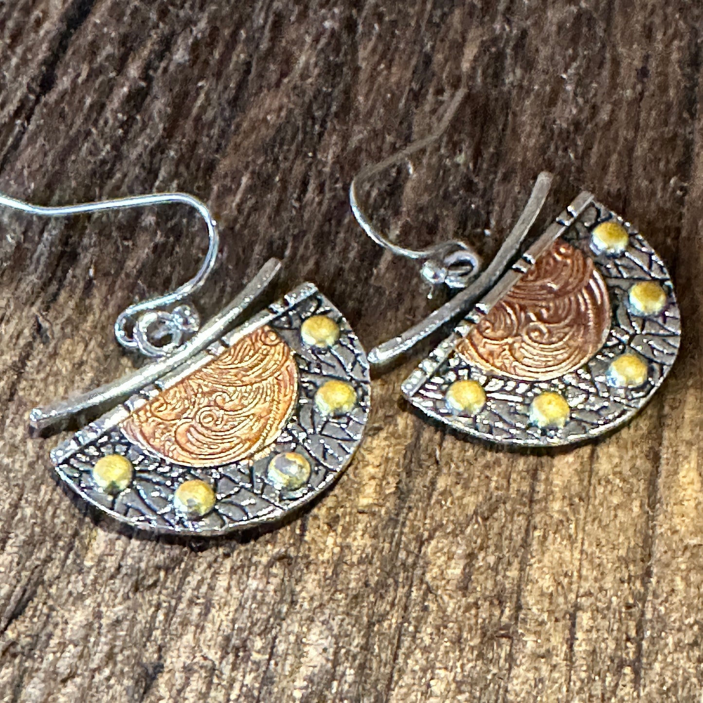 Handcrafted Bohemian Chic Copper Dangle Earring, Retro Ethnic Style , Gift Box - Silver Elegant