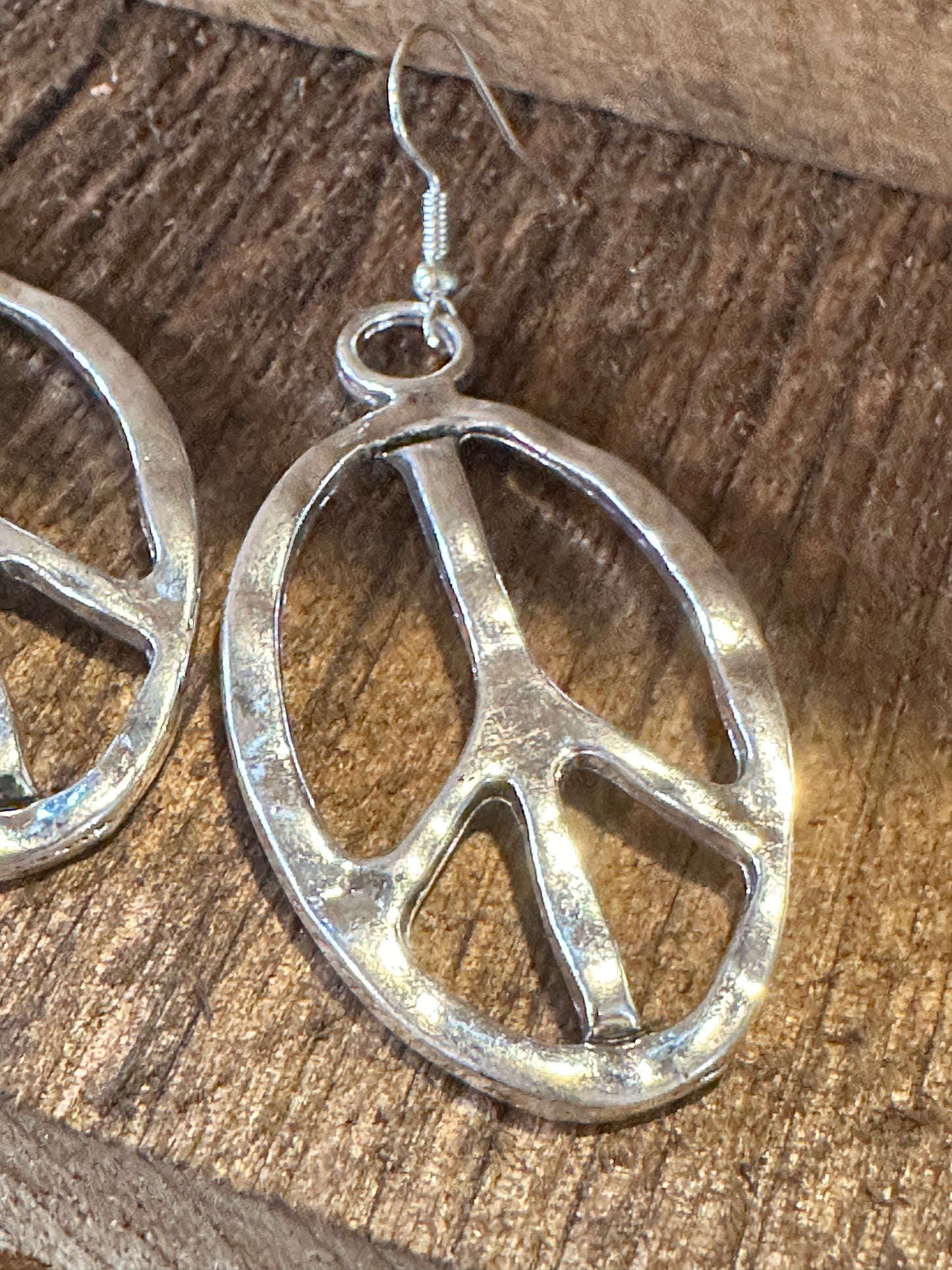 Boho Vintage Hippie Peace Sign Dangle Wire Earrings, Silver Plated, Gift Box - Silver Elegant