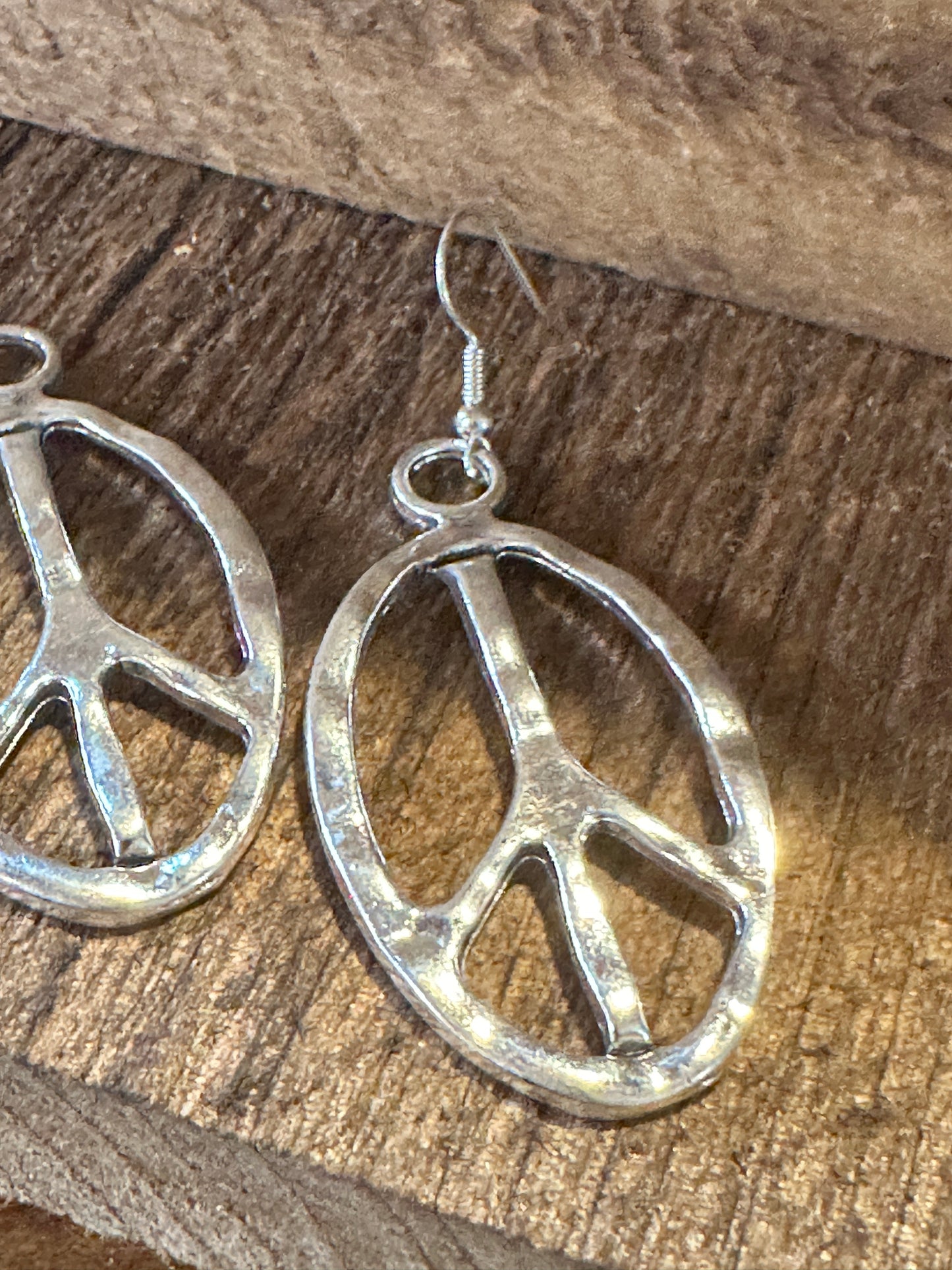 Boho Vintage Hippie Peace Sign Dangle Wire Earrings, Silver Plated, Gift Box - Silver Elegant