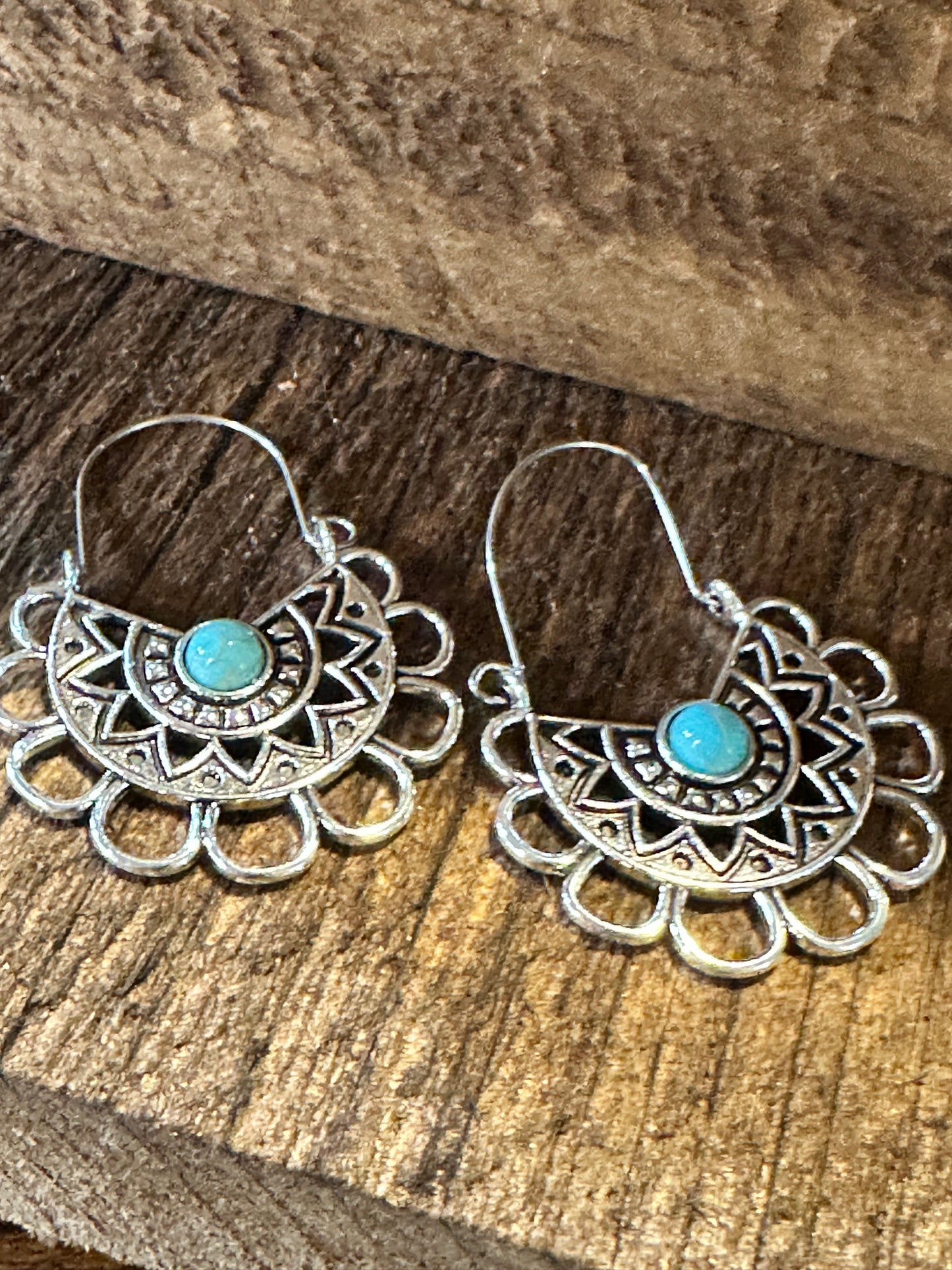 Boho Vintage Chic Southwestern Lace Dangle Wire Earrings, Silver Plated, Gift Box - Silver Elegant