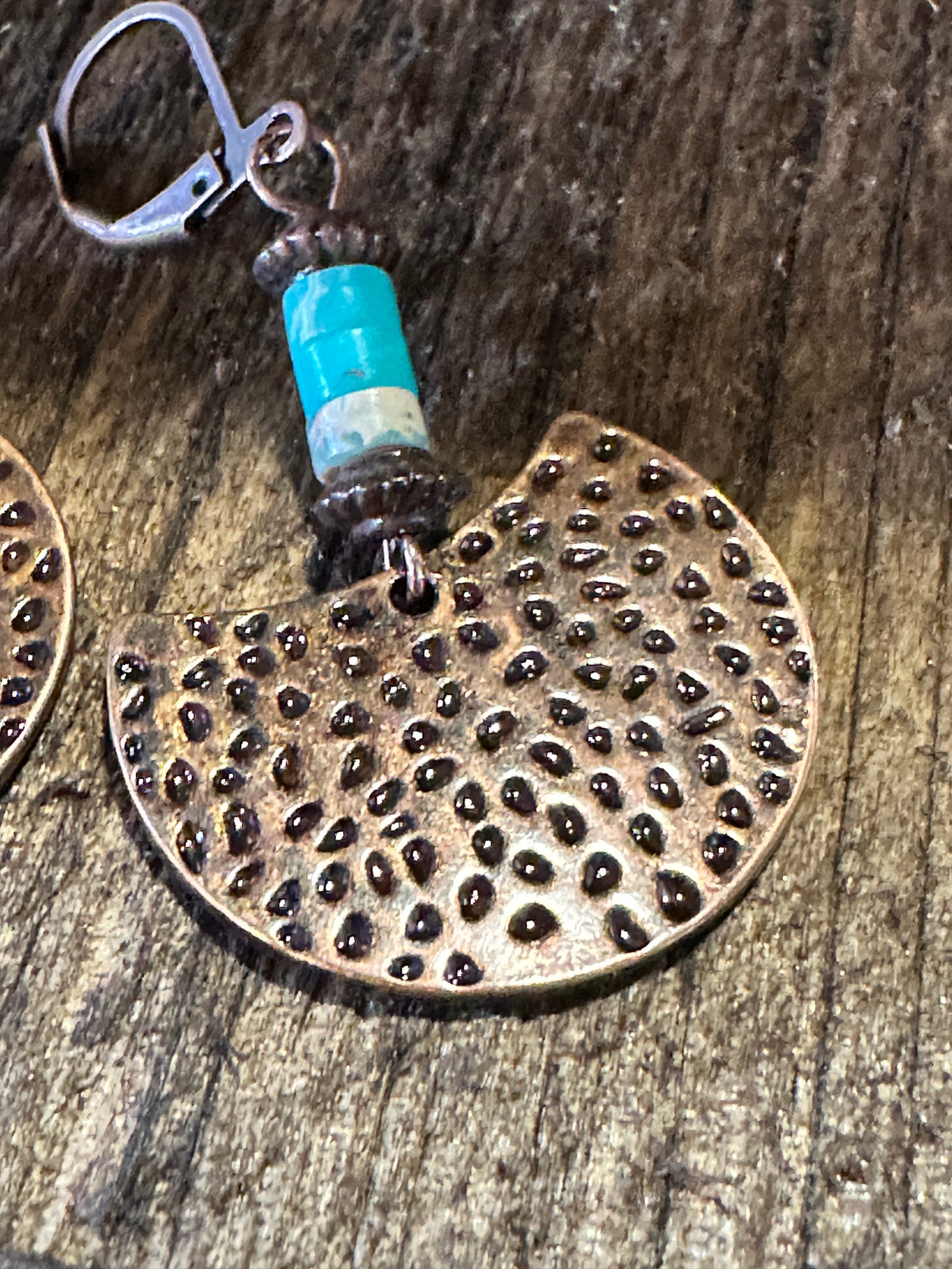 Boho Vintage Chic Southwestern Copper Dangle Wire Earrings, Turquoise Stone, Gift Box - Silver Elegant