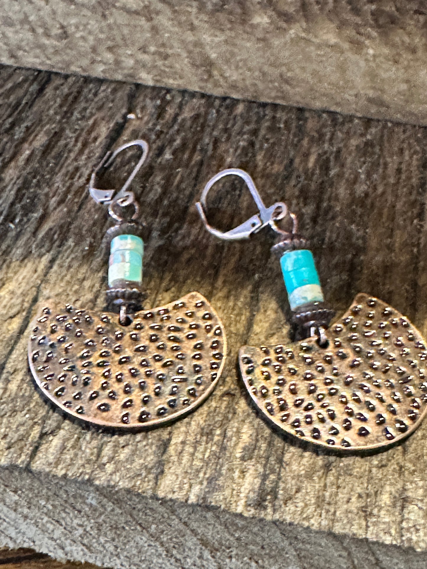 Boho Vintage Chic Southwestern Copper Dangle Wire Earrings, Turquoise Stone, Gift Box - Silver Elegant