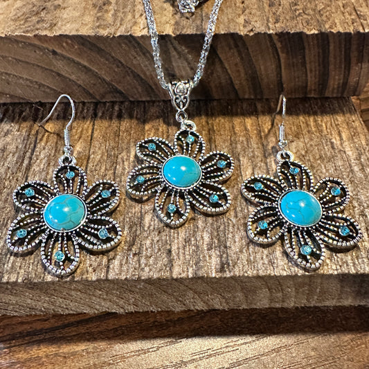 Handcrafted Boho Turquoise Jewelry Set, Lace Beads Necklace/ Earring Set , Gift Box - Silver Elegant