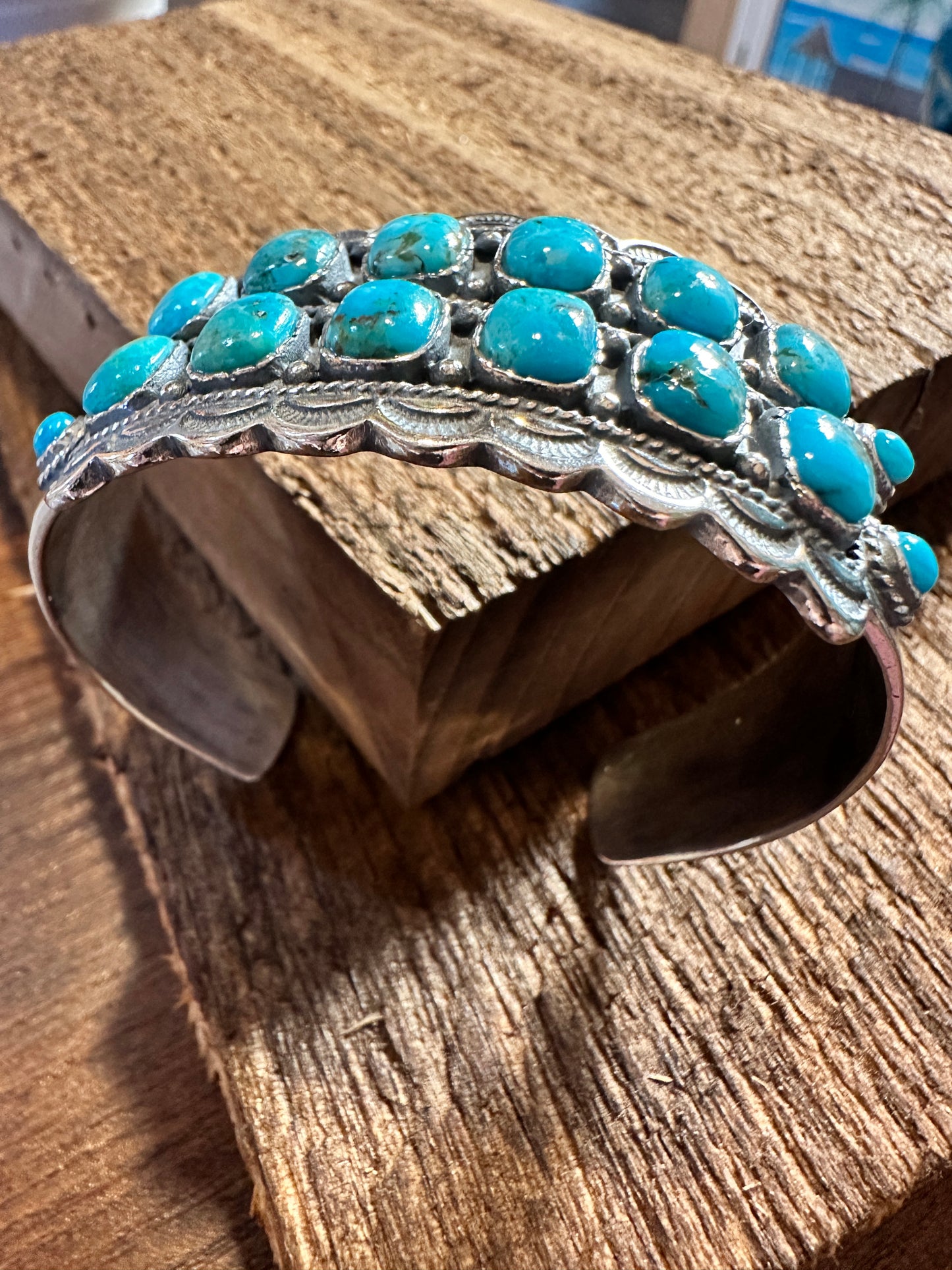 Turquoise Elegance: Handcrafted Boho Cuff Bracelet with Gift Box - Silver Elegant