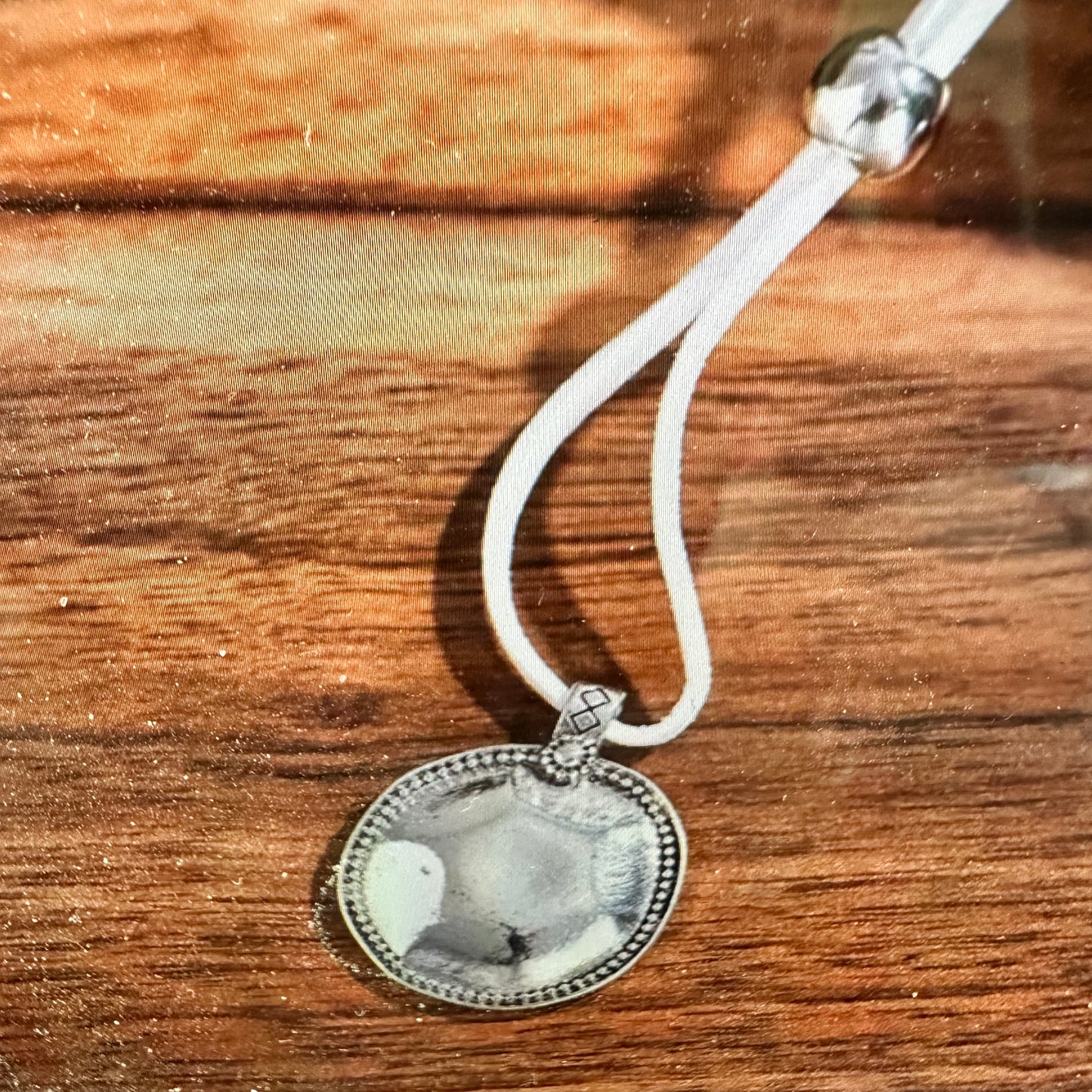 Boho Chic Leather Rope Double Choker Necklace with Gift Box for Beach Lovers - Silver Elegant