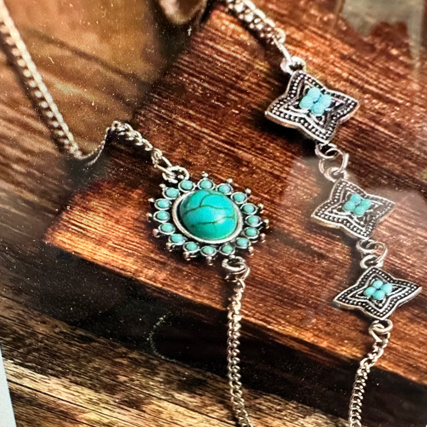 Bohemian Vintage Turquoise and Stainless Steel Floral Bracelet Set - Silver Elegant