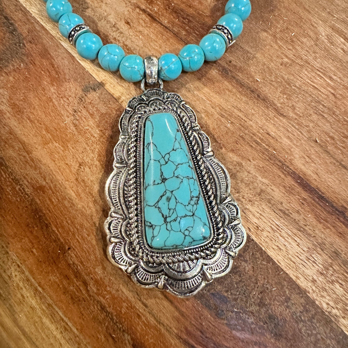 Boho Chic Western Turquoise Rustic Charm Trapezoid Jewelry Set with Cabochon Accents, Gift Box