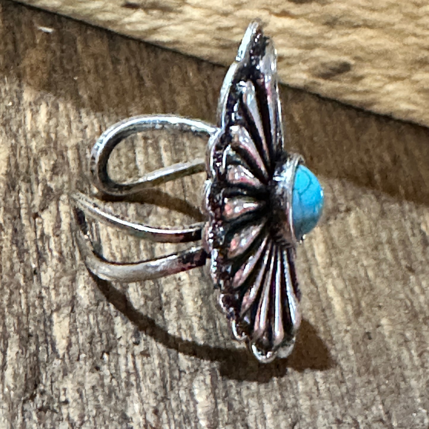 Boho Chic Conch Rustic Charm Adjustable Western Metal Ring, Gift Box