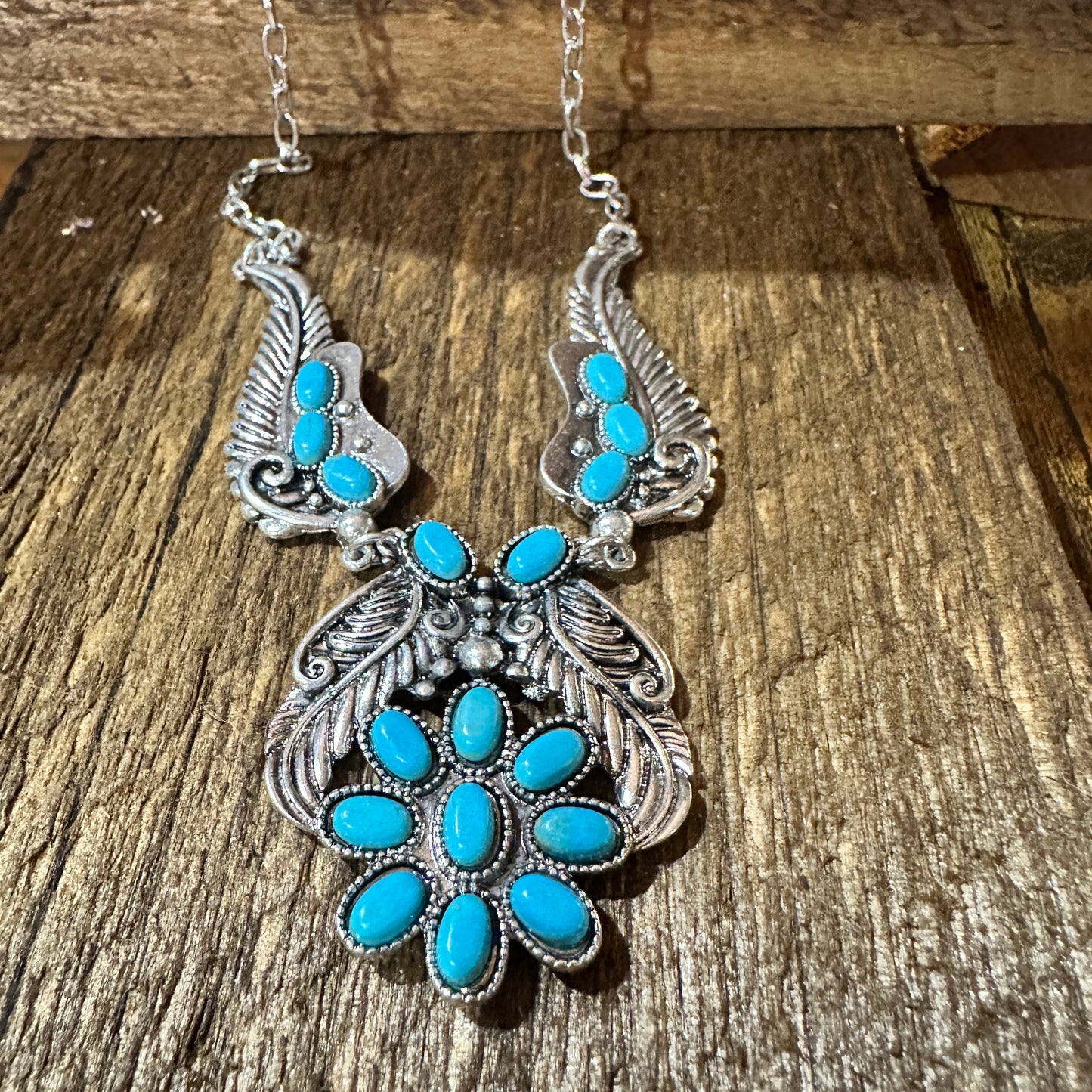 Bohemian Willow Leaf Turquoise Cabochon Jewelry Set: Necklace & Earrings
