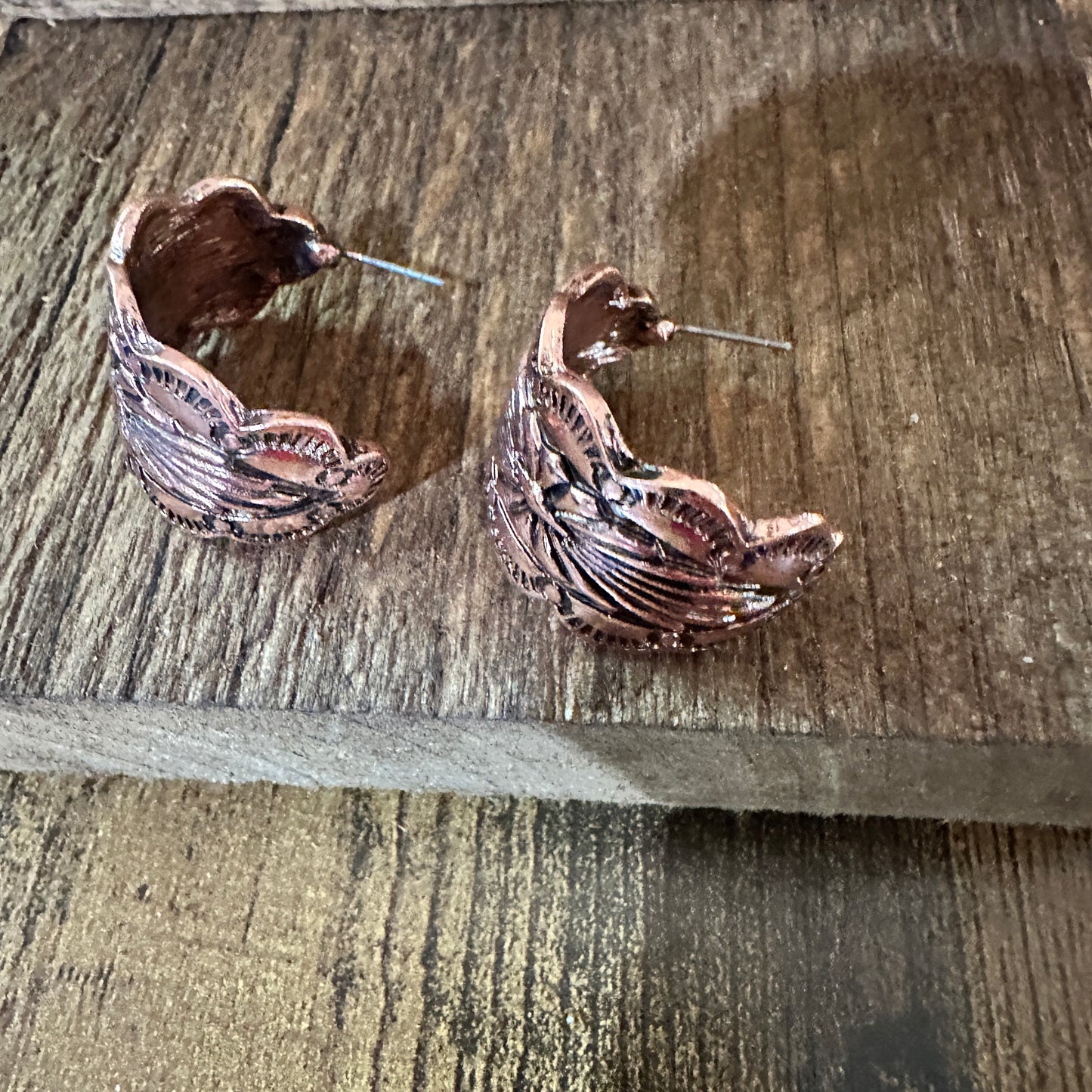 Copper Leaf Design Earrings: Embrace Western Elegance