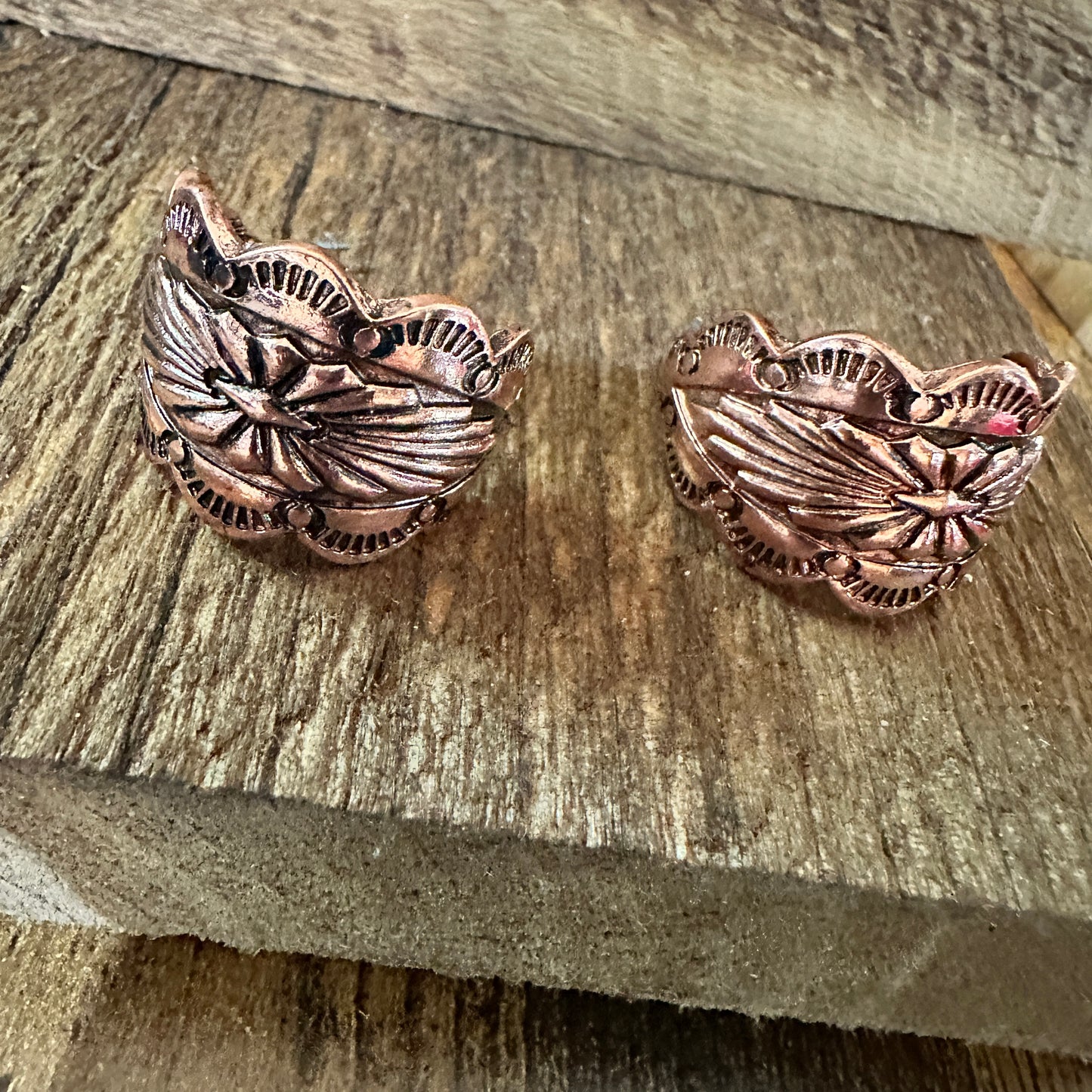 Copper Leaf Design Earrings: Embrace Western Elegance