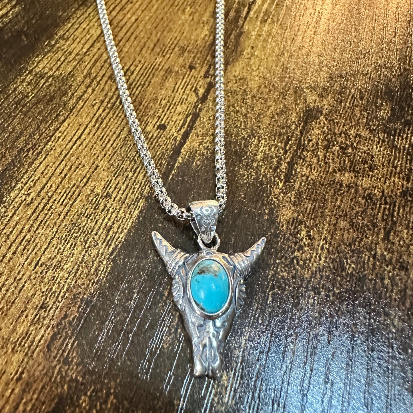 Boho Turquoise-Embellished Cow Skull Chain Necklace: 18" Sterling Silver Elegance, Gift Box