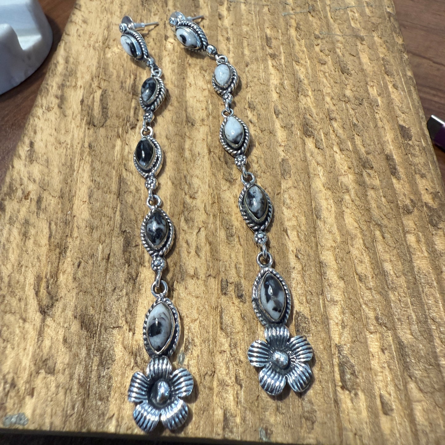 White Buffalo Dahlia Turquoise Gemstone Stud Earrings