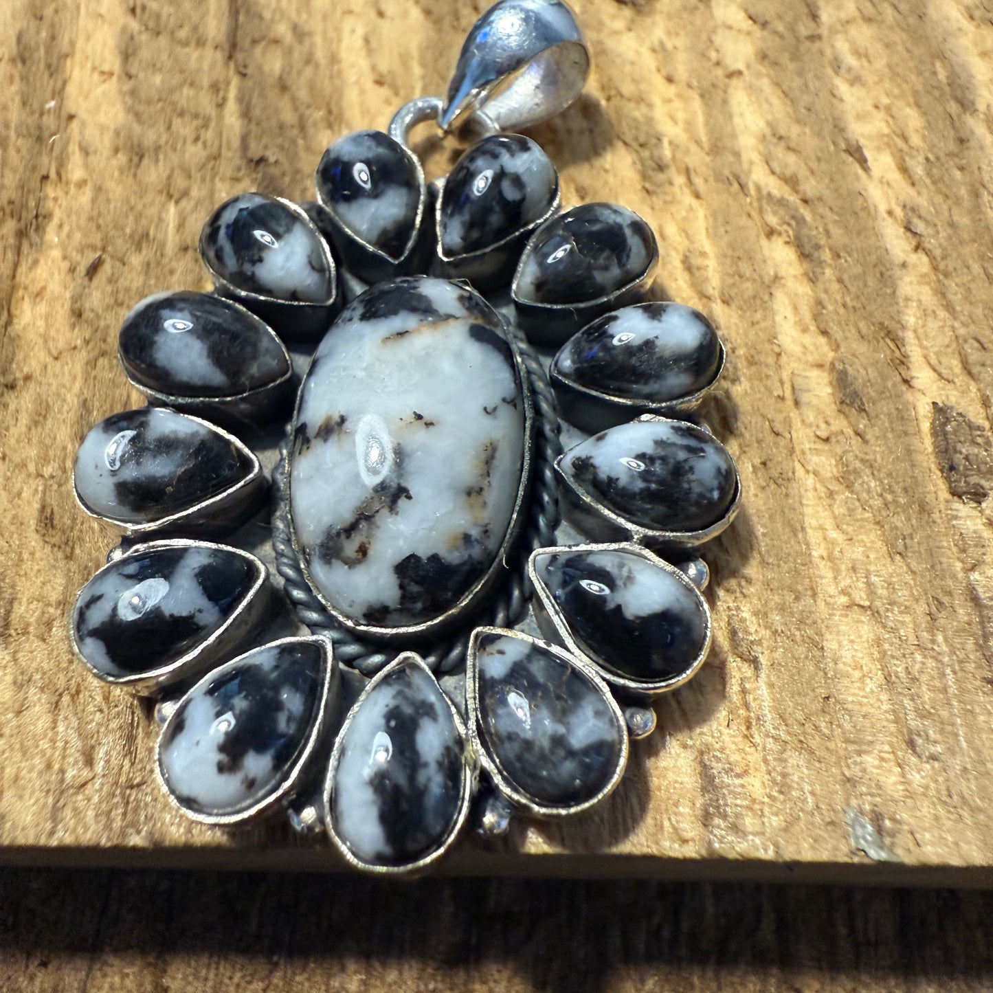 White Buffalo Dahlia Turquoise Gemstone Navajo Pendant