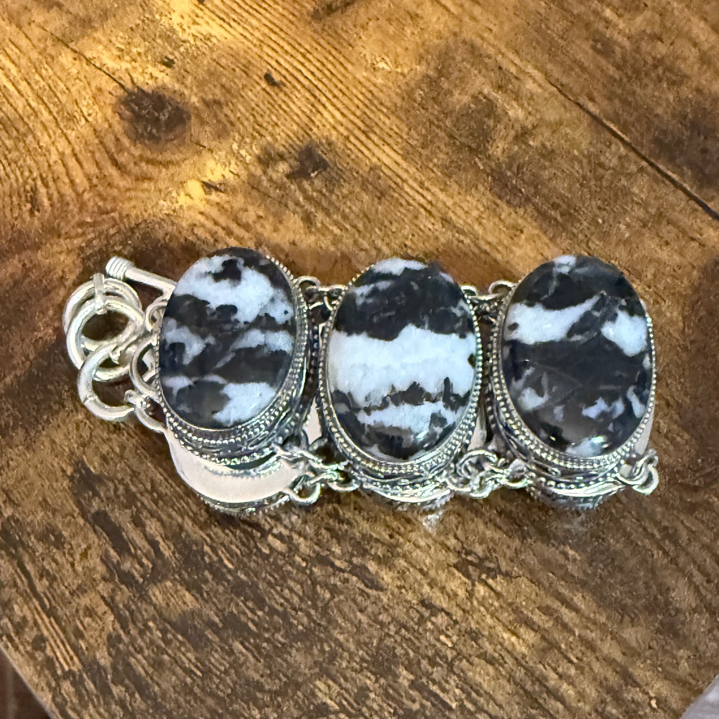 White Buffalo Turquoise Dalhia Gemstone Link Bracelet Sterling Silver