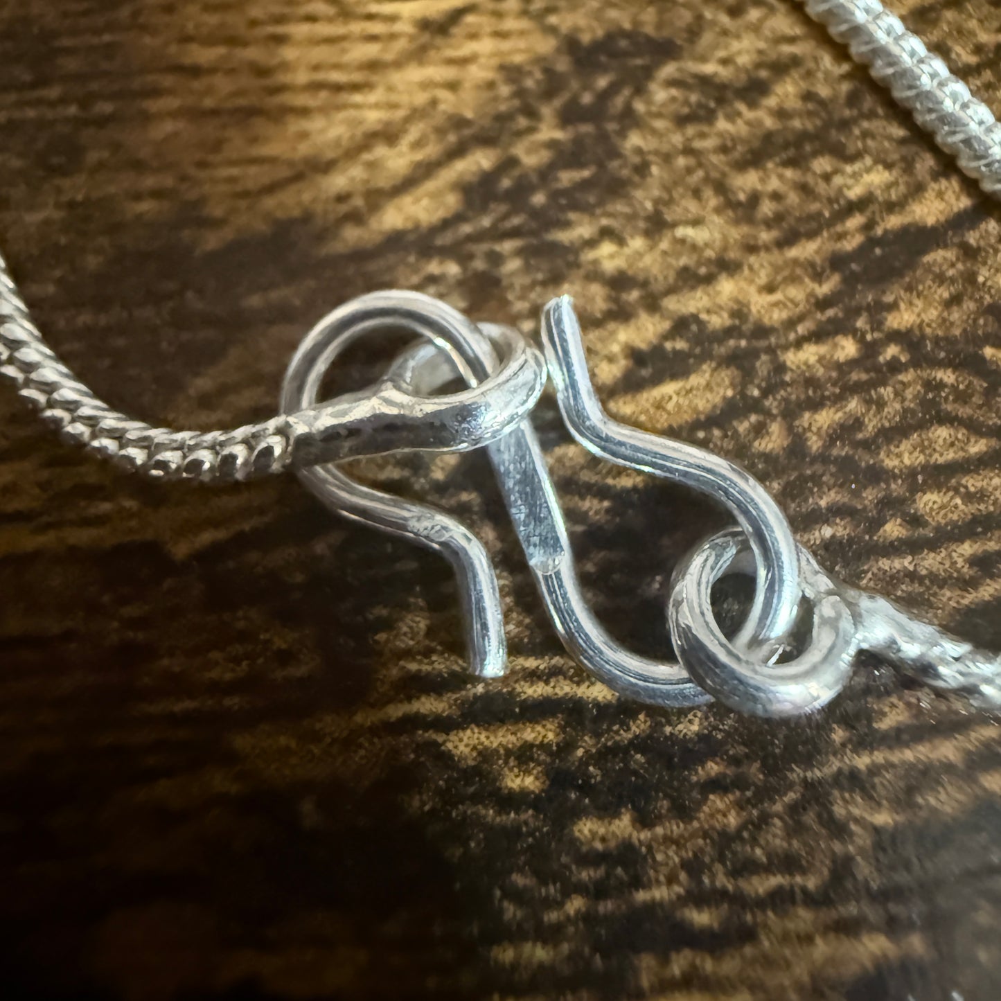 White Buffalo Turquoise Dahlia Pendant Necklace 925 Sterling Silver 18 Chain