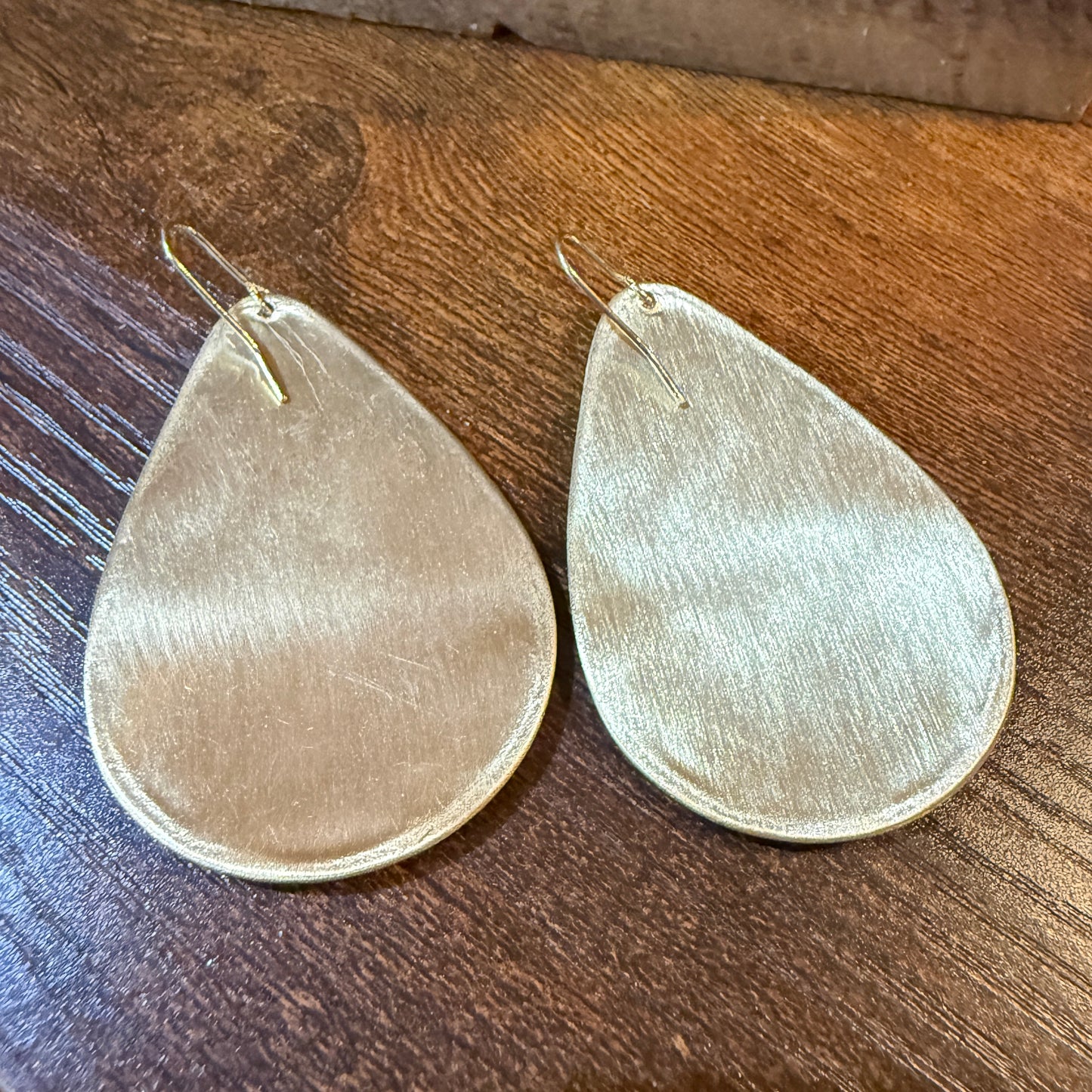 Red Rose Floral Embroidery Wire Earrings Gold Tone Teardrop