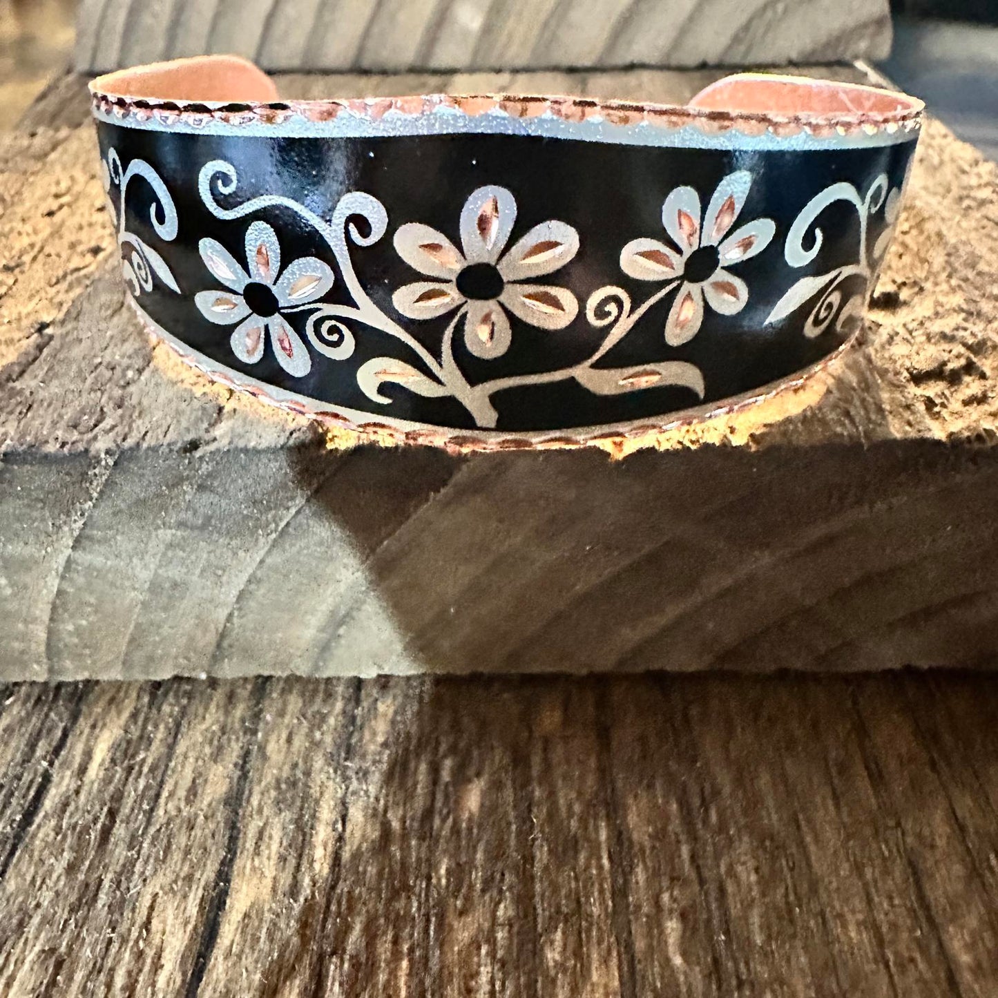 Handcrafted Diamond Cut Black Floral Design Copper Cuff Bracelet Gift Box