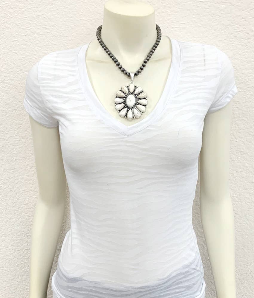 Handmade Navajo Natural White Turquoise, Faux Silver Pearls Necklace