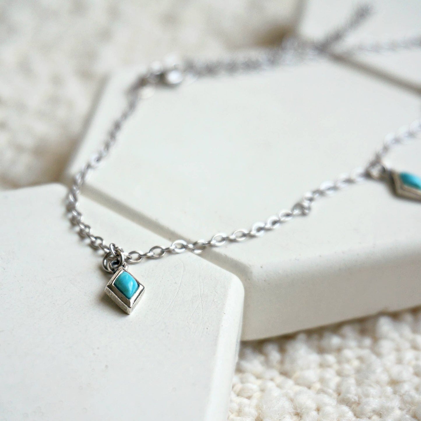 Sterling Silver Native American Turquoise Anklet - Adjustable & Gift-Ready - Silver Elegant