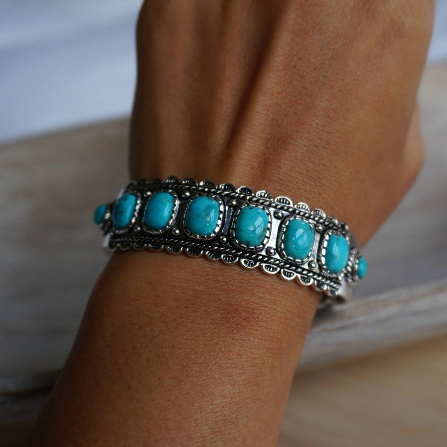 Native American Rayna Turquoise Cuff Bracelet - Sterling Silver & Unique Turquoise Stone, Gift-Ready Elegance - Silver Elegant