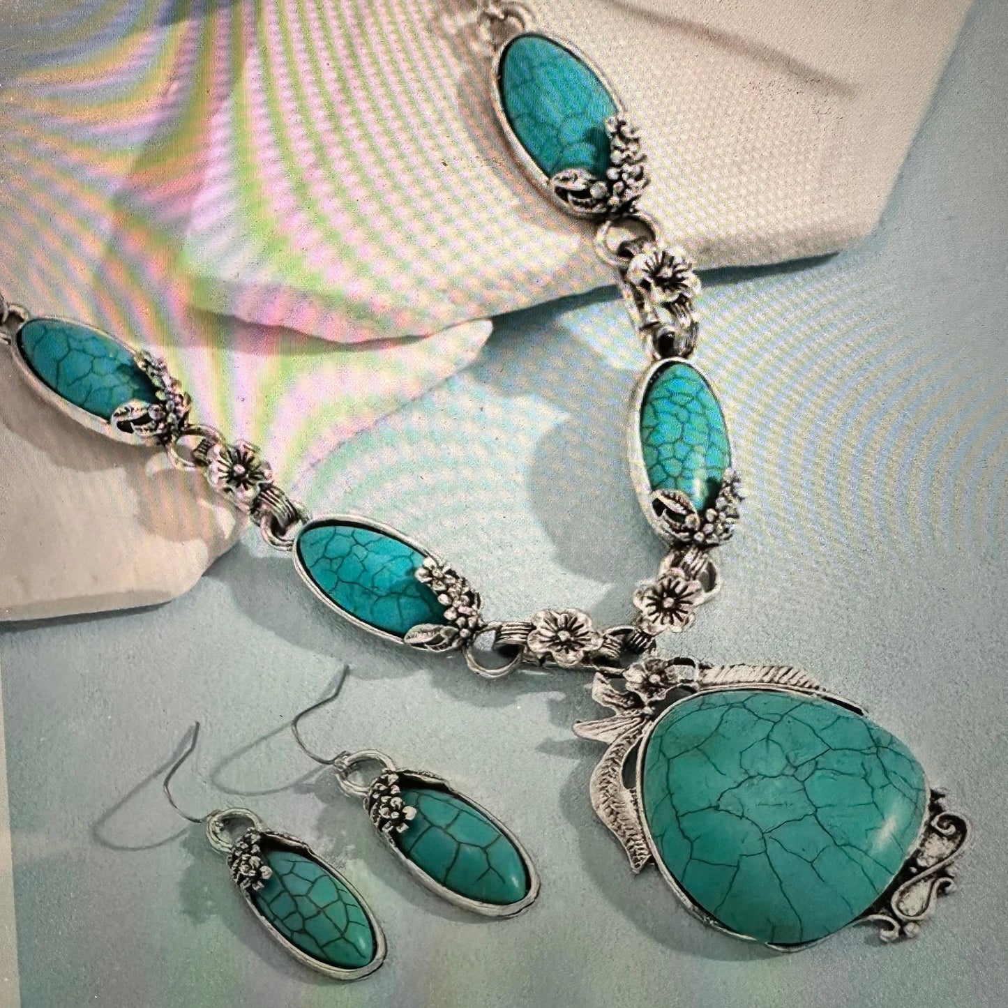 Bohemian Chic Turquoise Necklace and Earrings, Vintage Boho Set, Gift Box - Silver Elegant