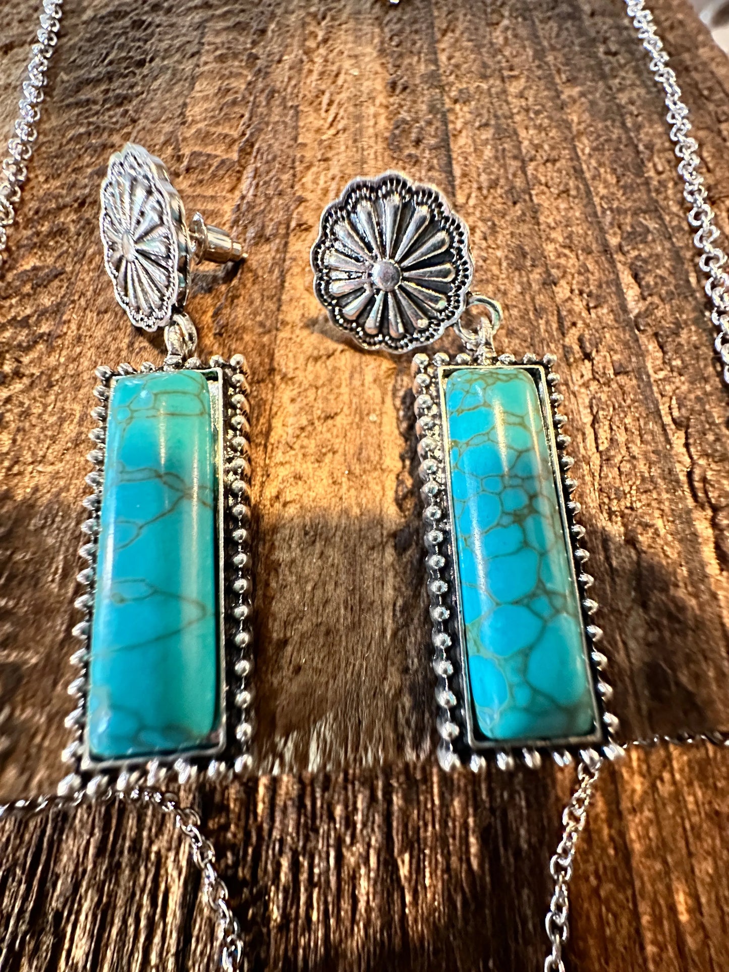 Boho Western Turquoise Conch Tribal Necklace Earrings Set, Vintage Bohemian Jewelry Set, Gift BoxBoho Western Turquoise Conch Tribal Necklace Earrings Set, Vintage Bohemian Jewelry Set, Gift Box - Premium Pendant Necklace from Silver Elegant - Just $24! Shop now at Silver Elegant