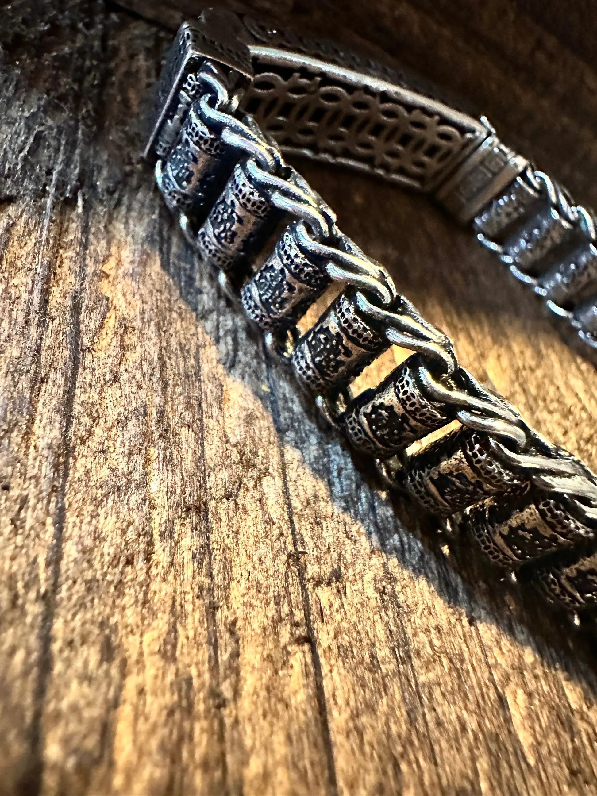 Mens Cuff Bracelet Heavy Link Trendy Bracelet, Size 22CMMens Cuff Bracelet Heavy Link Trendy Bracelet, Size 22CM - Premium Boho Mens Jewelry from Silver Elegant - Just $24! Shop now at Silver Elegant