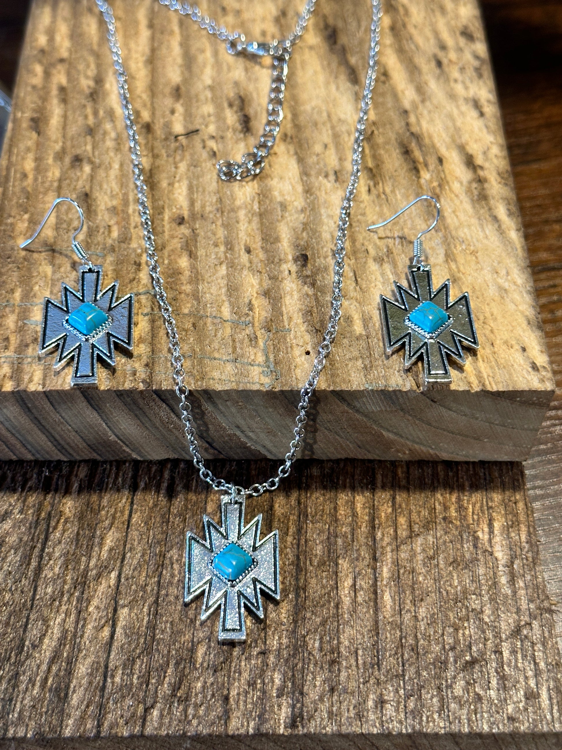 Boho Vintage Native American Navajo Necklace Earring Set, Turquoise Stone, Gift BoxBoho Vintage Native American Navajo Necklace Earring Set, Turquoise Stone, Gift Box - Premium Drop Stud Earring from Silver Elegant - Just $29! Shop now at Silver Elegant