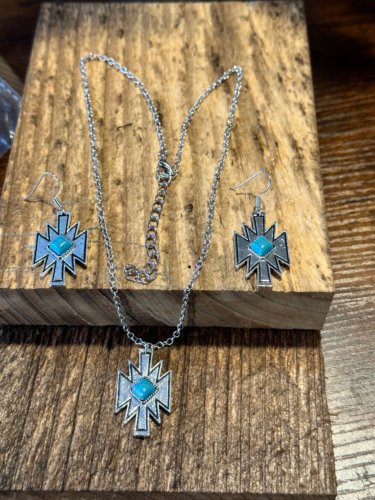 Boho Vintage Native American Navajo Necklace Earring Set, Turquoise Stone, Gift BoxBoho Vintage Native American Navajo Necklace Earring Set, Turquoise Stone, Gift Box - Premium Drop Stud Earring from Silver Elegant - Just $29! Shop now at Silver Elegant